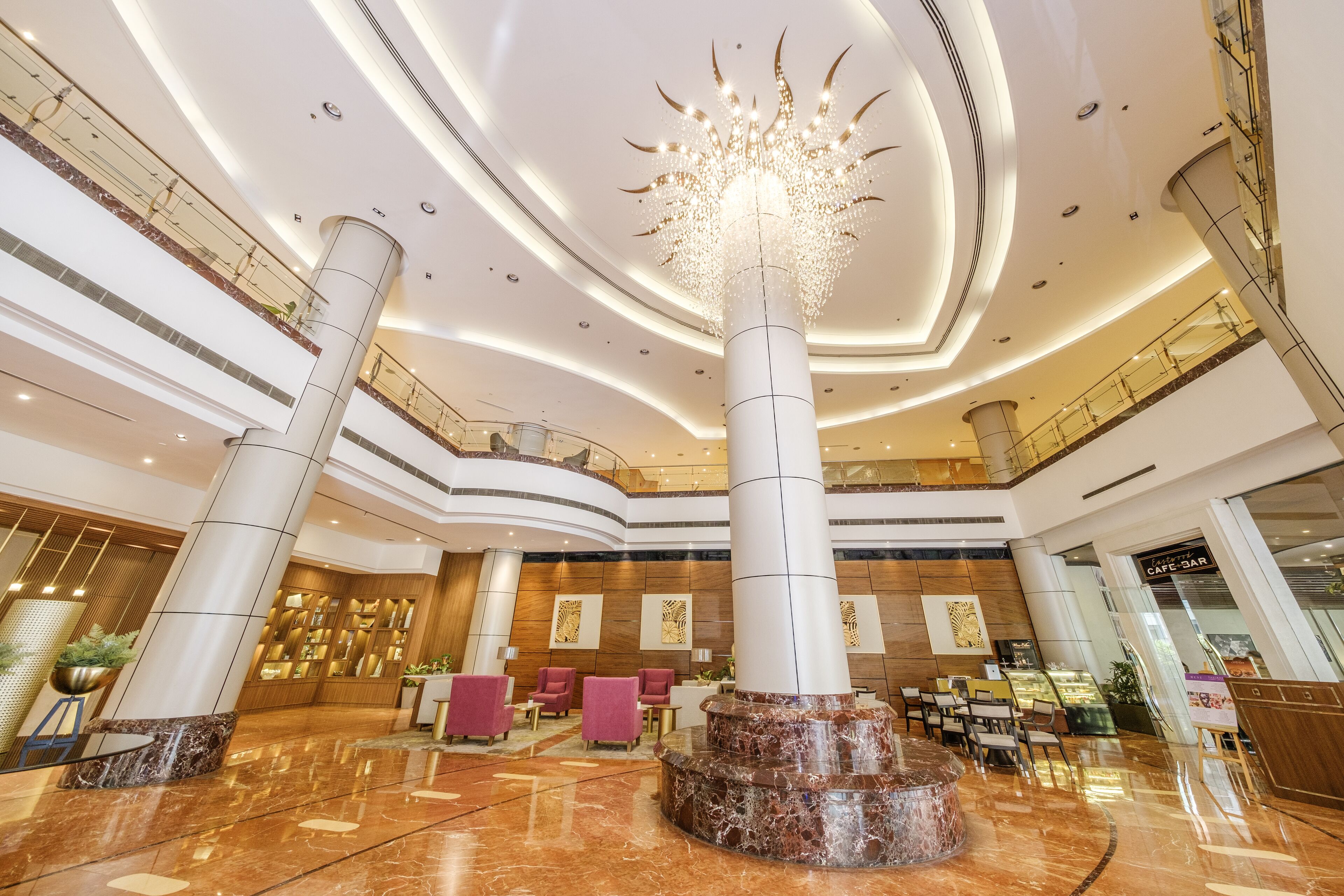 Eastwood Richmonde Eastwood Richmonde