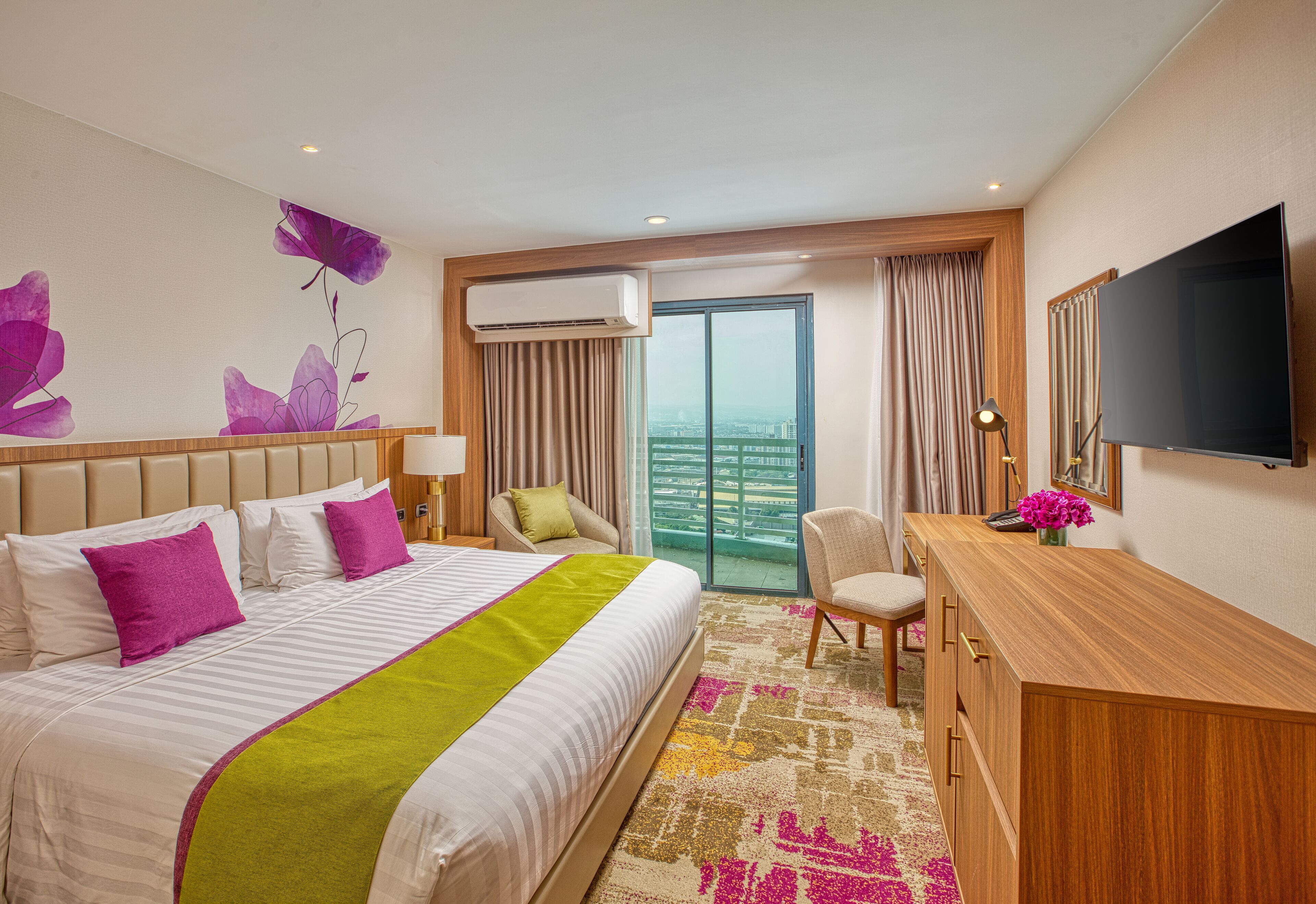 Eastwood Richmonde Eastwood Richmonde