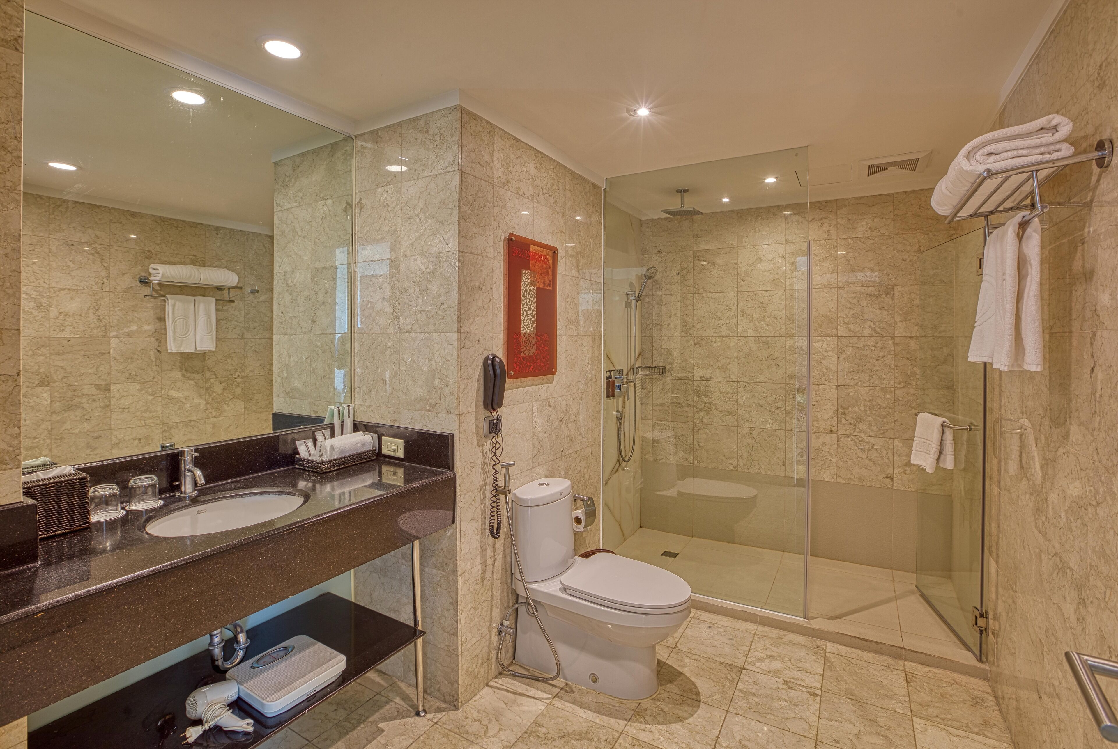 Eastwood Richmonde Eastwood Richmonde