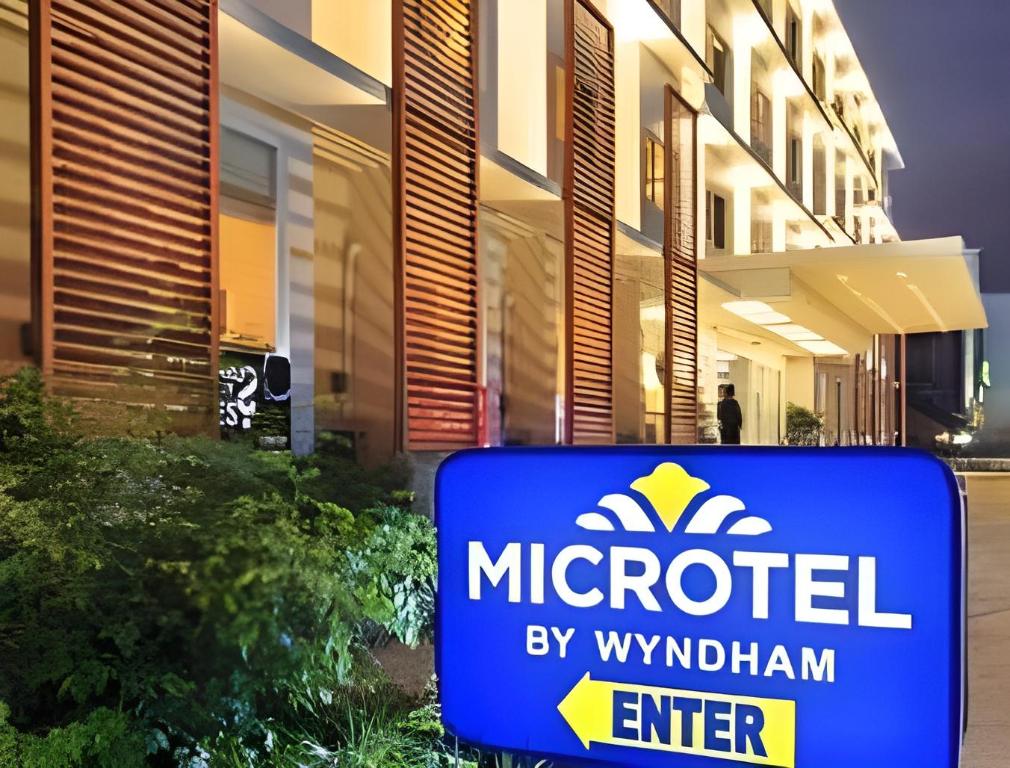 Microtel by Wyndham Acropolis Microtel by Wyndham Acropolis