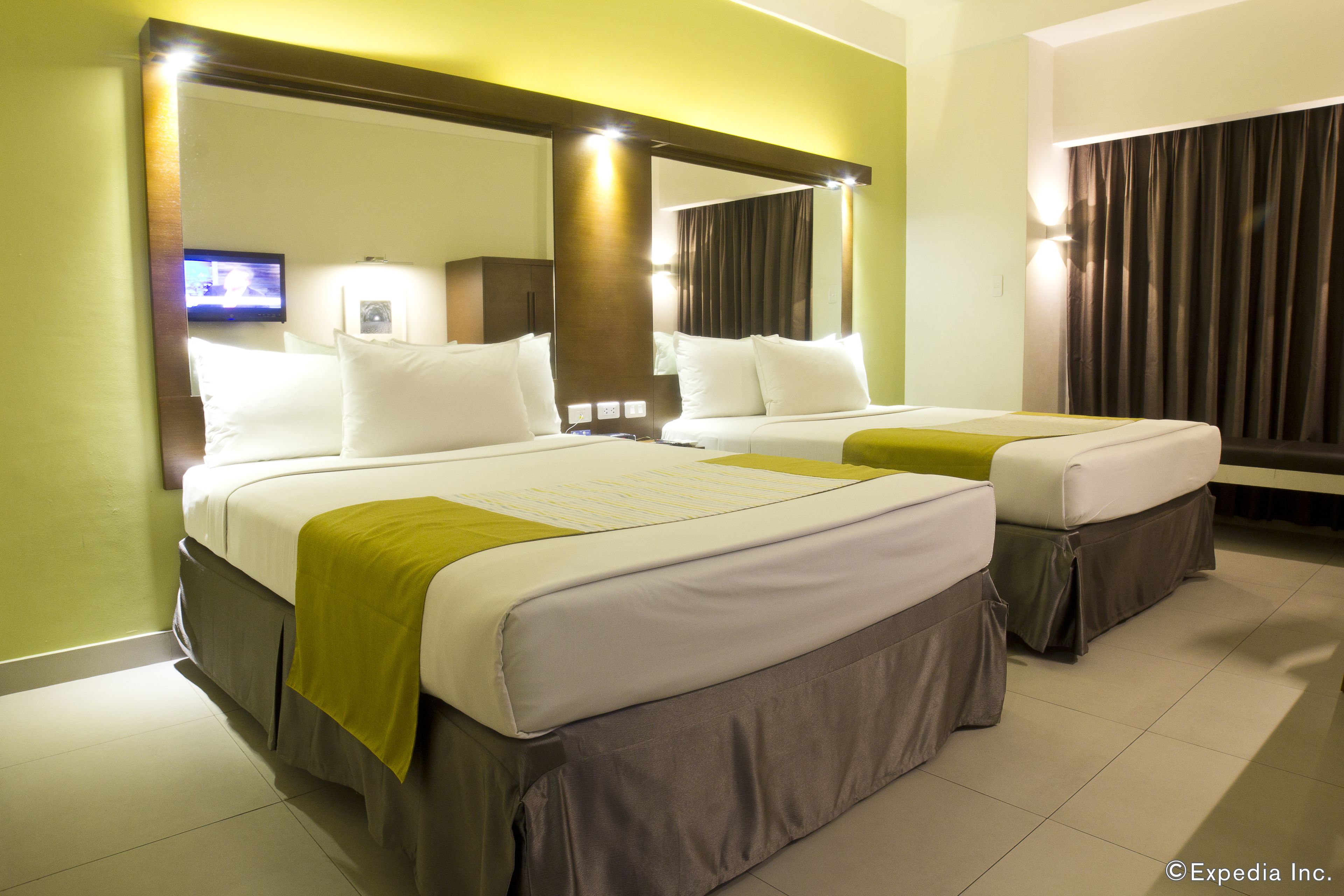 Microtel by Wyndham Acropolis Microtel by Wyndham Acropolis