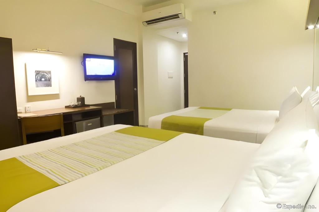 Microtel by Wyndham Acropolis Microtel by Wyndham Acropolis