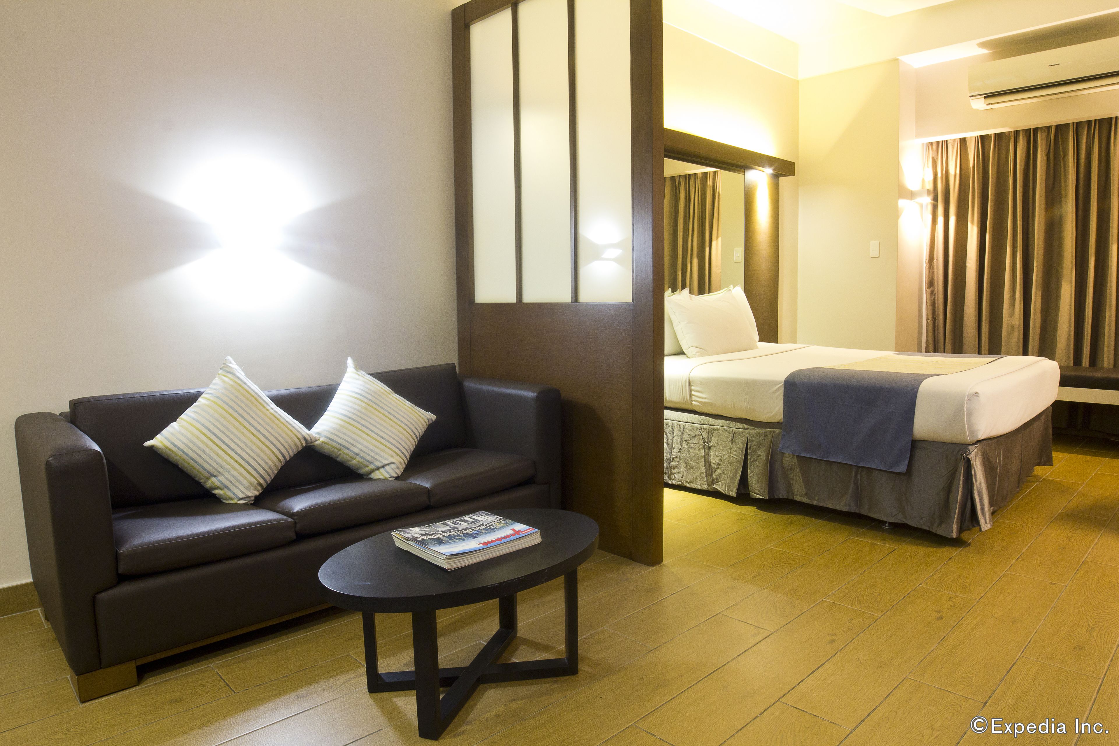 Microtel by Wyndham Acropolis Microtel by Wyndham Acropolis