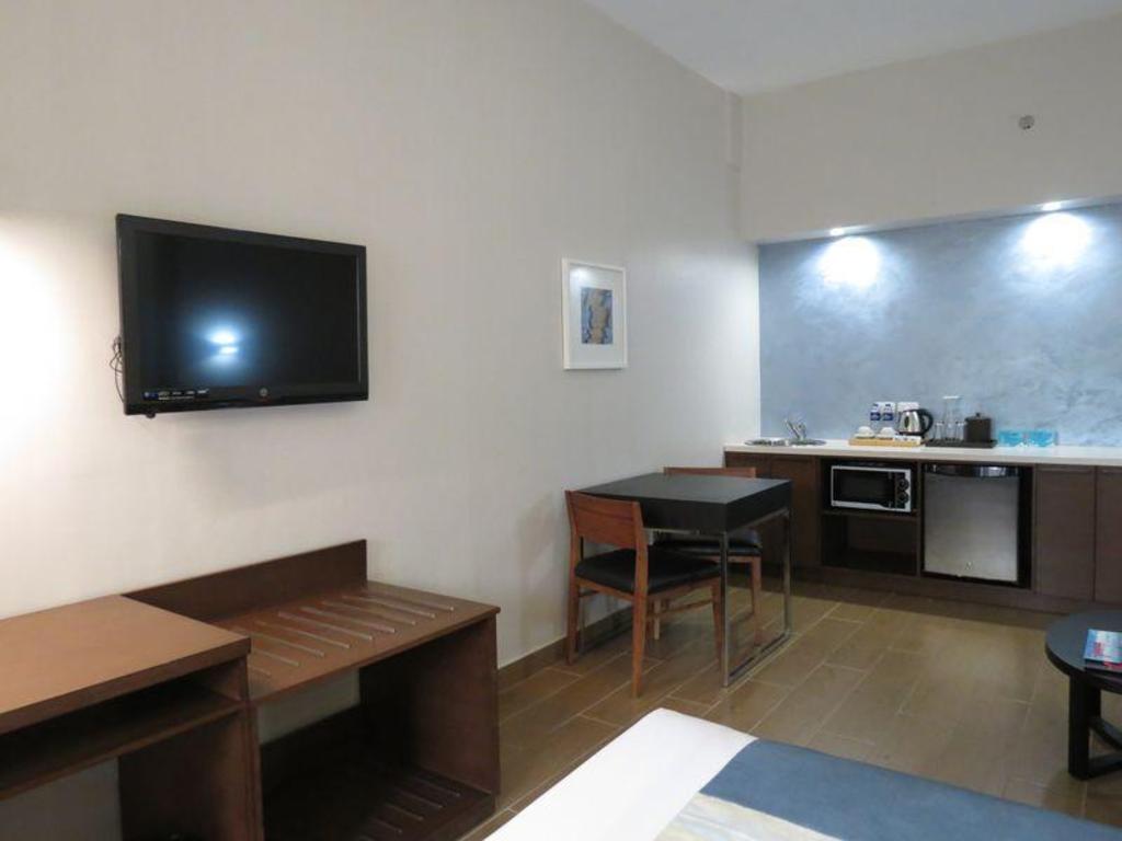 Microtel by Wyndham Acropolis Microtel by Wyndham Acropolis
