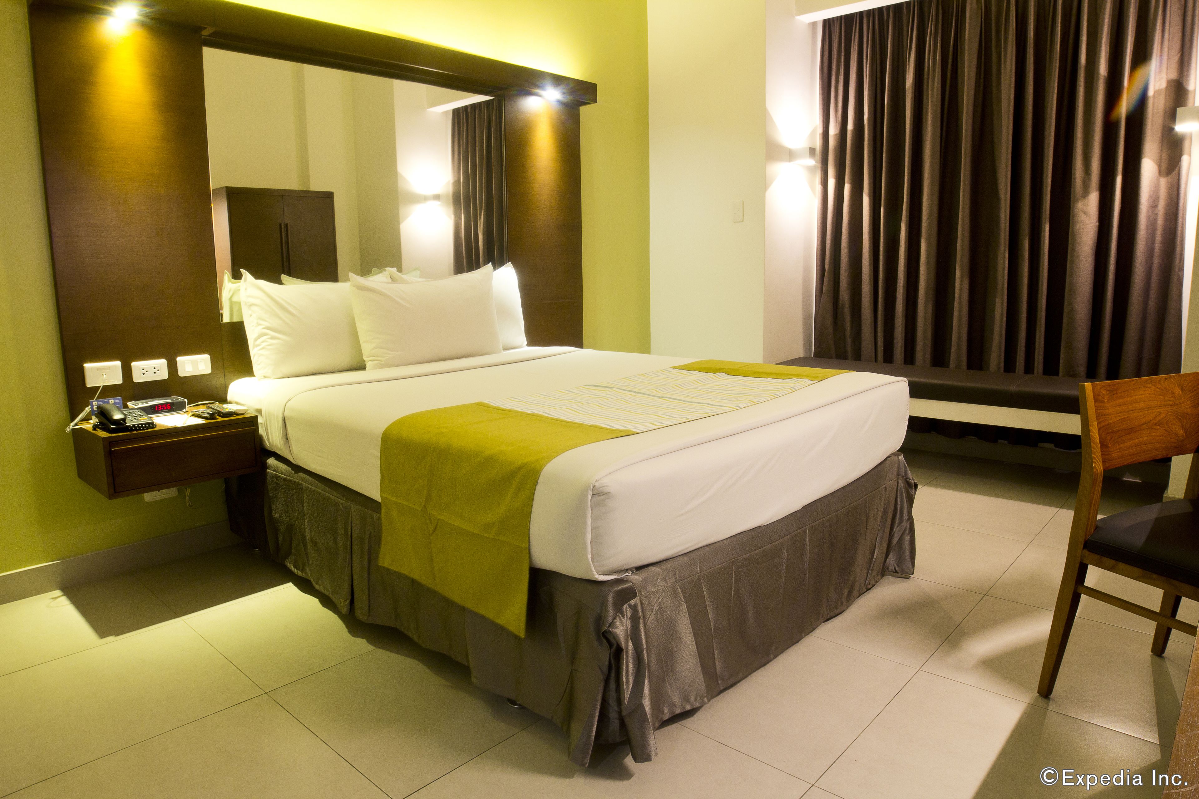 Microtel by Wyndham Acropolis Microtel by Wyndham Acropolis