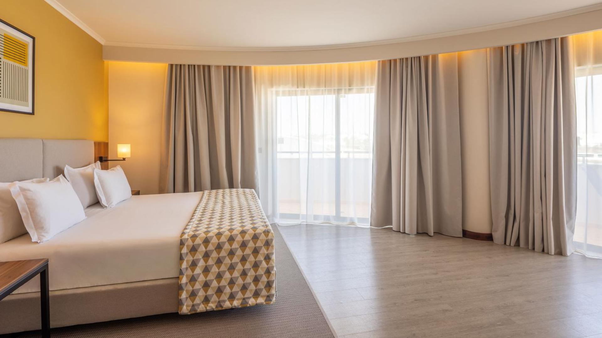 Holiday Inn Algarve Albufeira by IHG