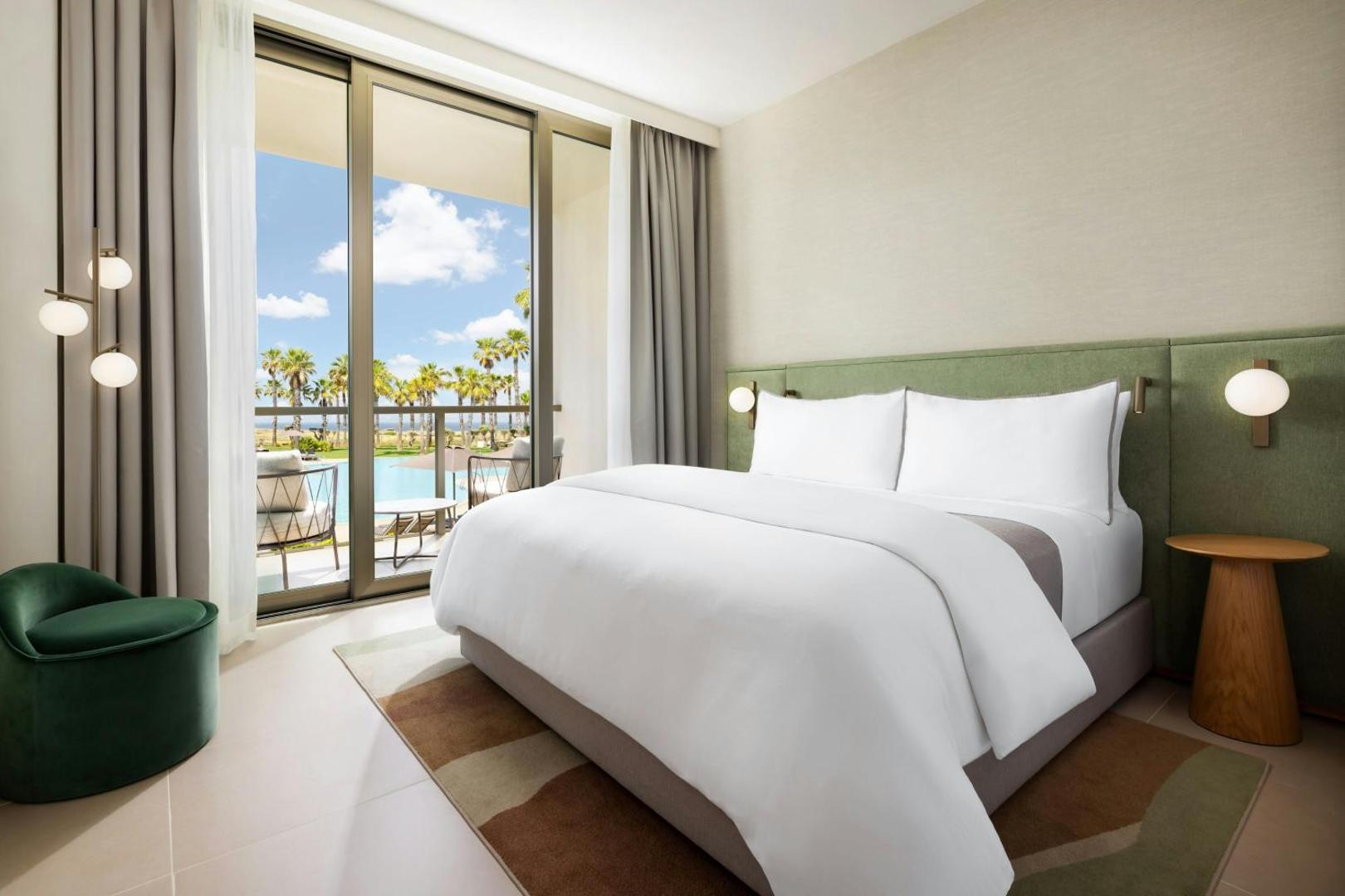 The Westin Salgados Beach Resort, Algarve