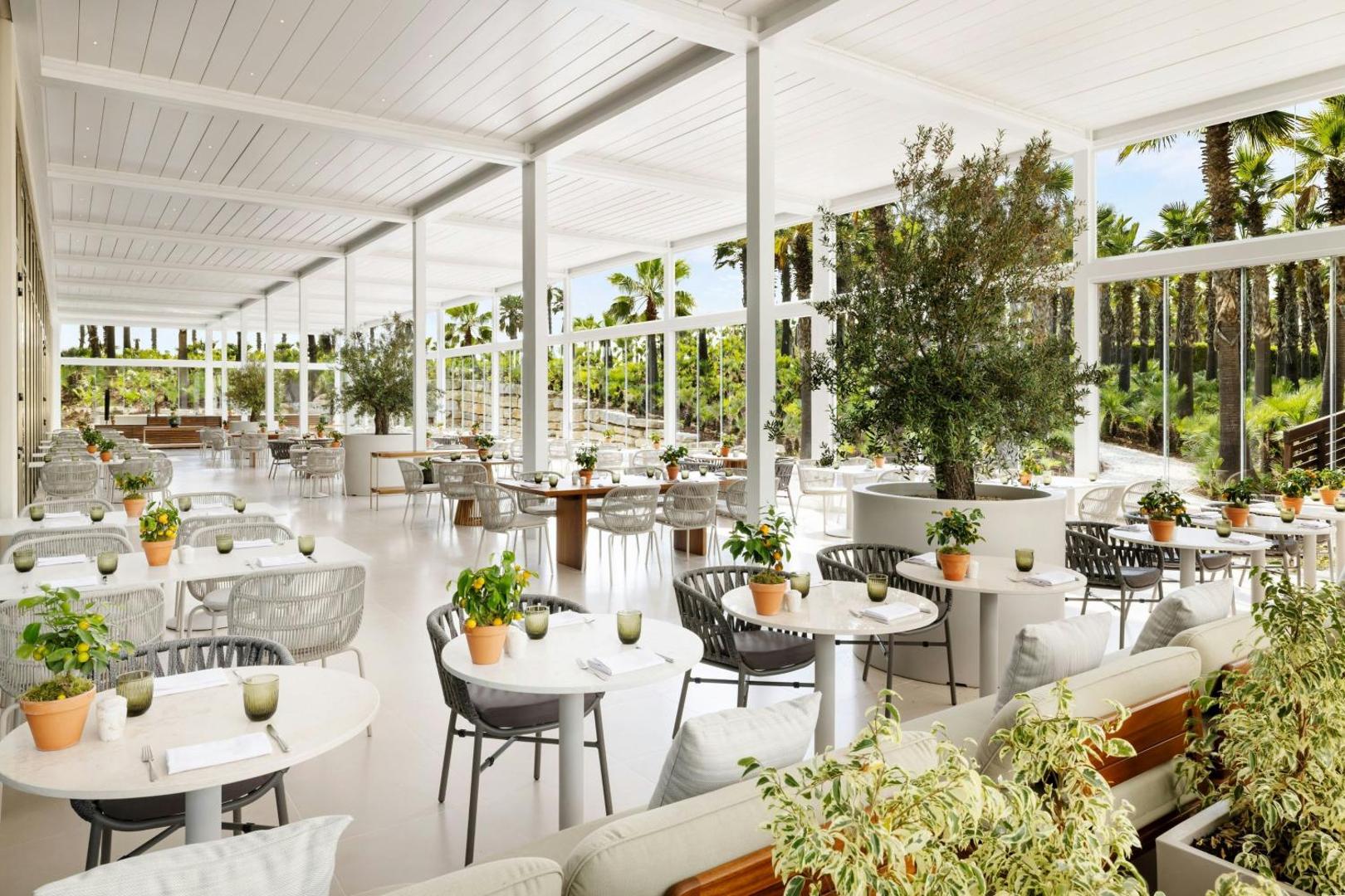 The Westin Salgados Beach Resort, Algarve