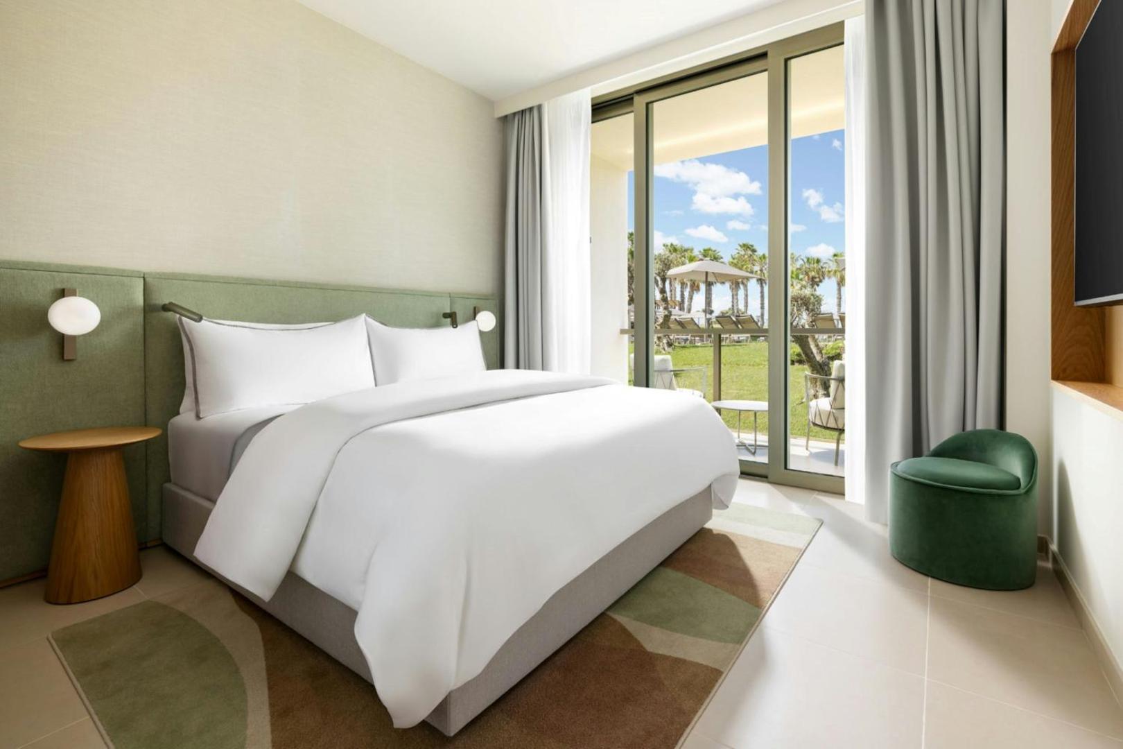 The Westin Salgados Beach Resort, Algarve