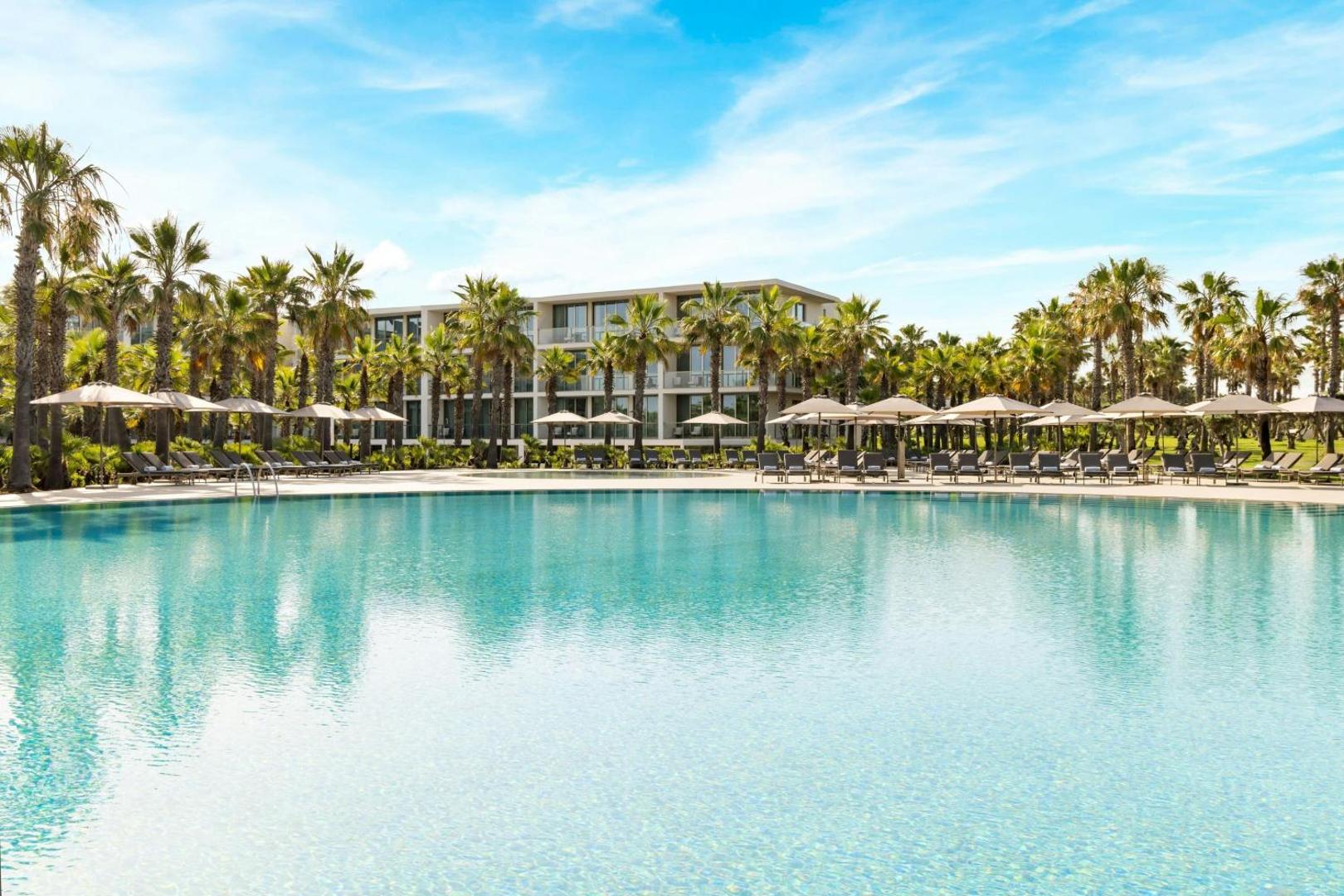 The Westin Salgados Beach Resort, Algarve