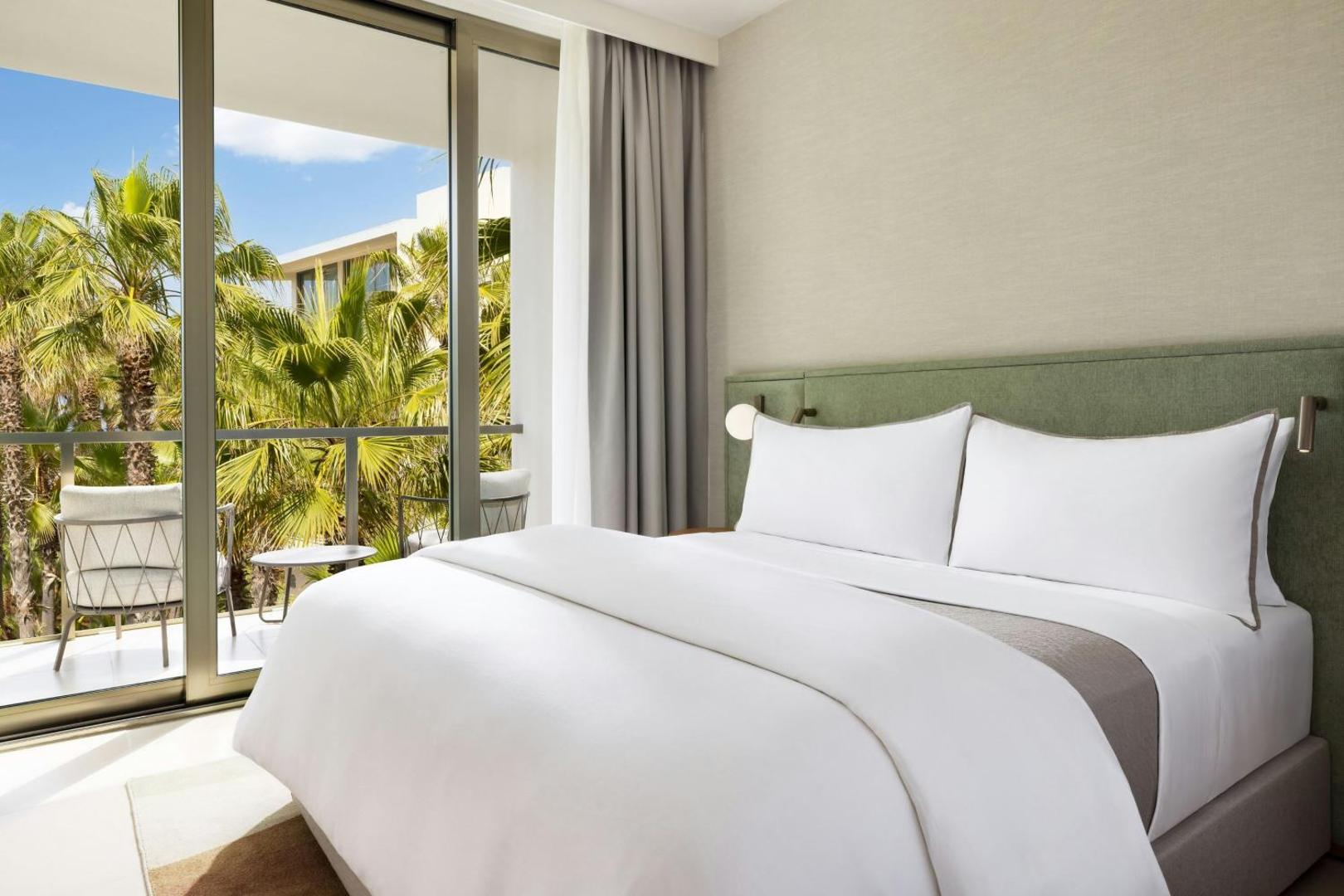 The Westin Salgados Beach Resort, Algarve