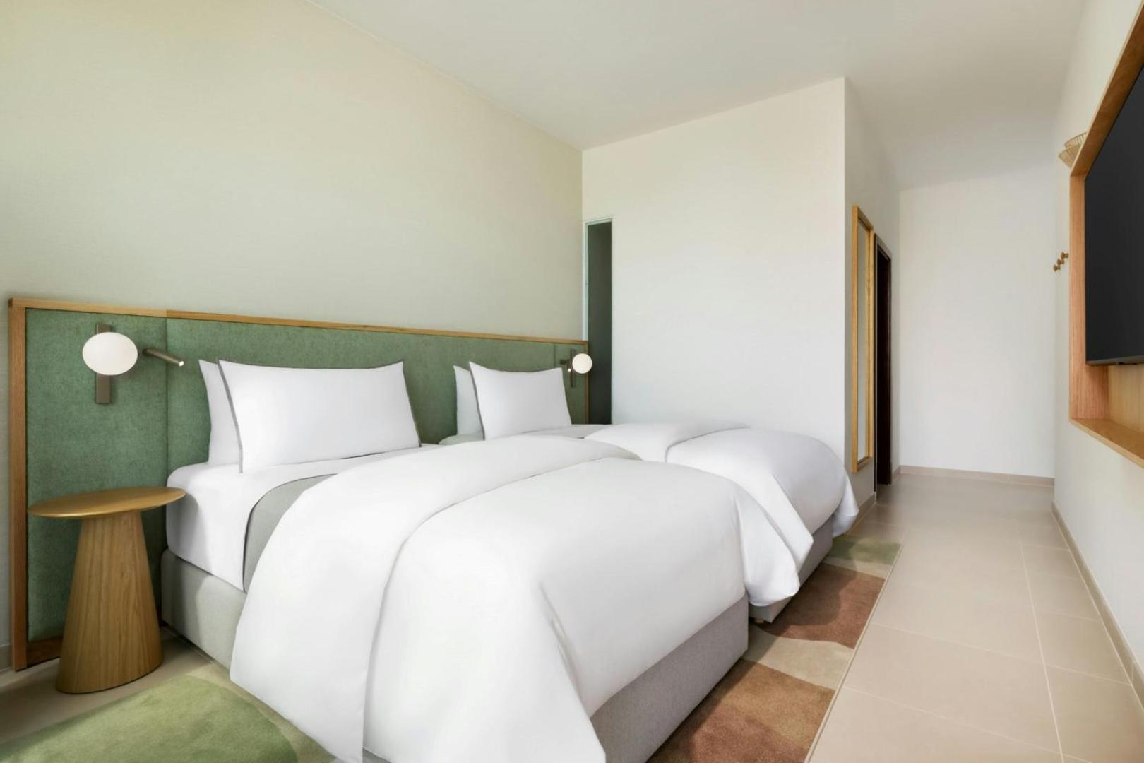 The Westin Salgados Beach Resort, Algarve