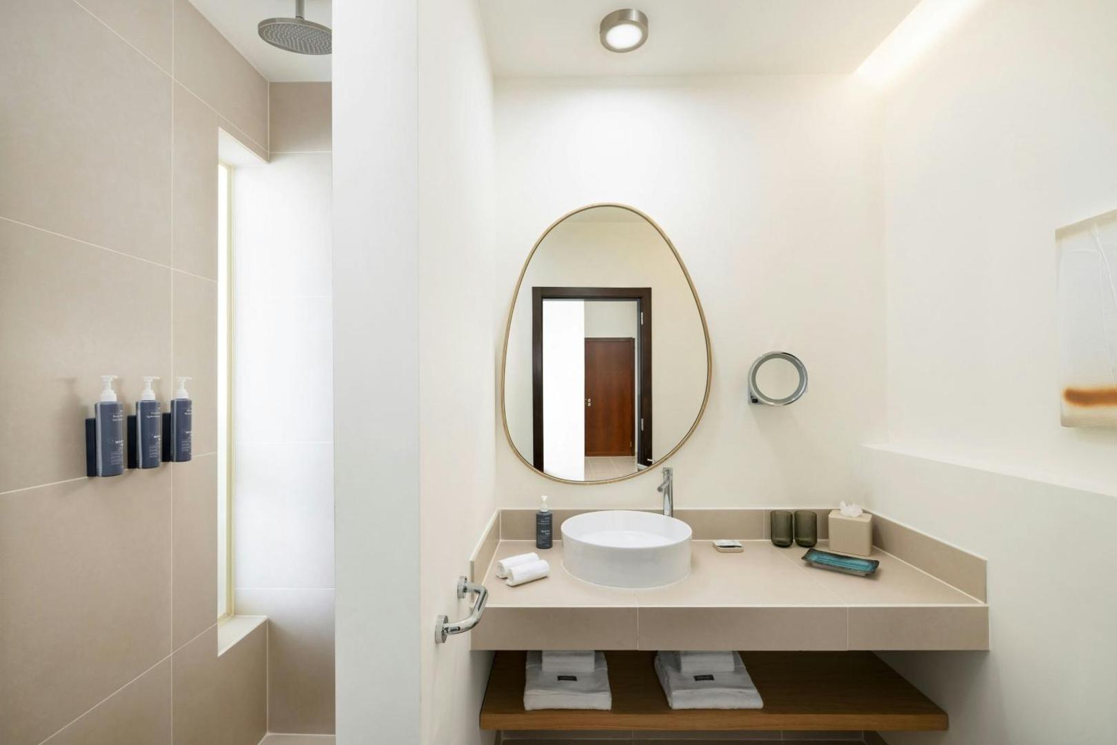 The Westin Salgados Beach Resort, Algarve