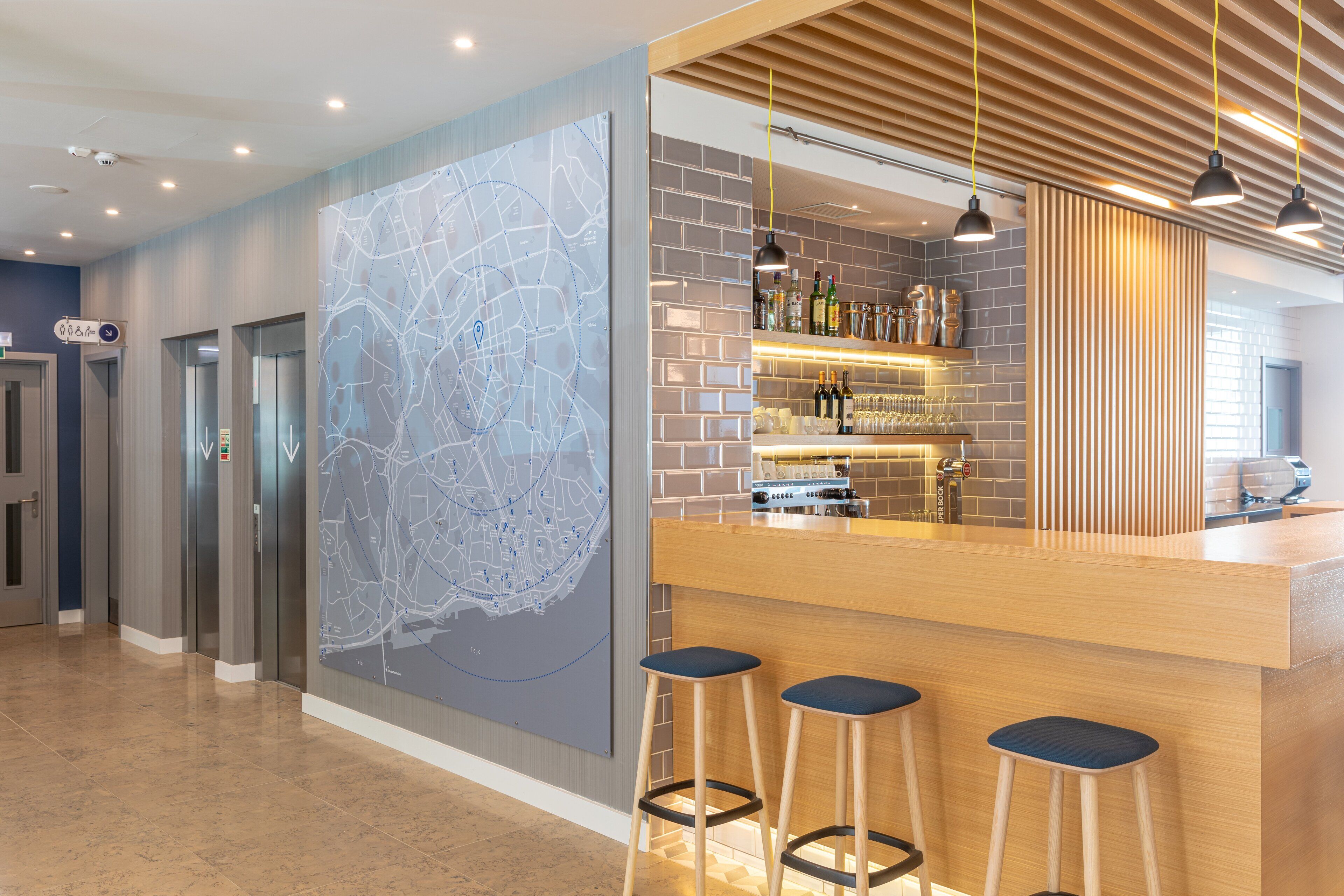 Holiday Inn Express Lisbon - Plaza Saldanha Holiday Inn Express Lisbon - Plaza Saldanha