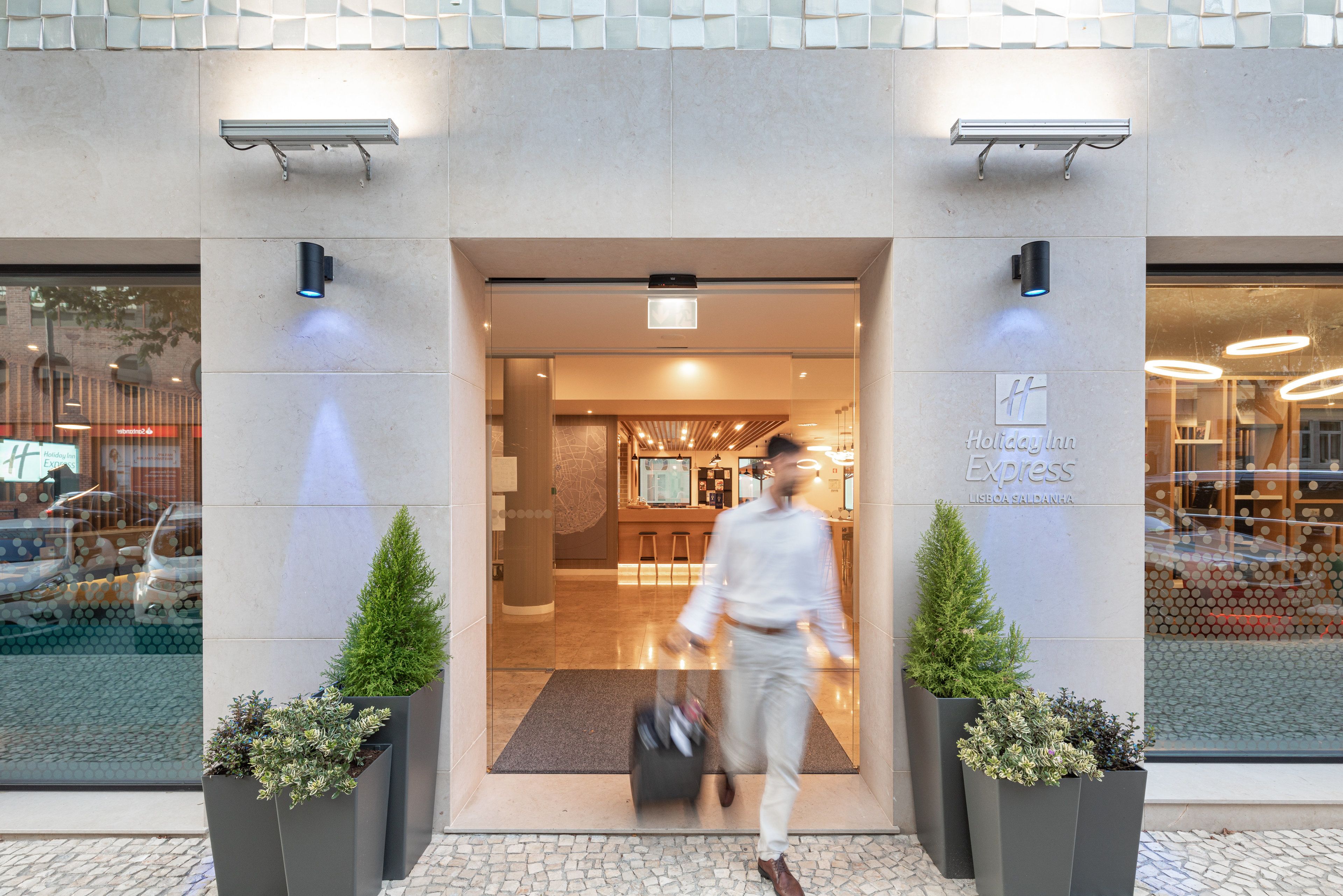 Holiday Inn Express Lisbon - Plaza Saldanha Holiday Inn Express Lisbon - Plaza Saldanha