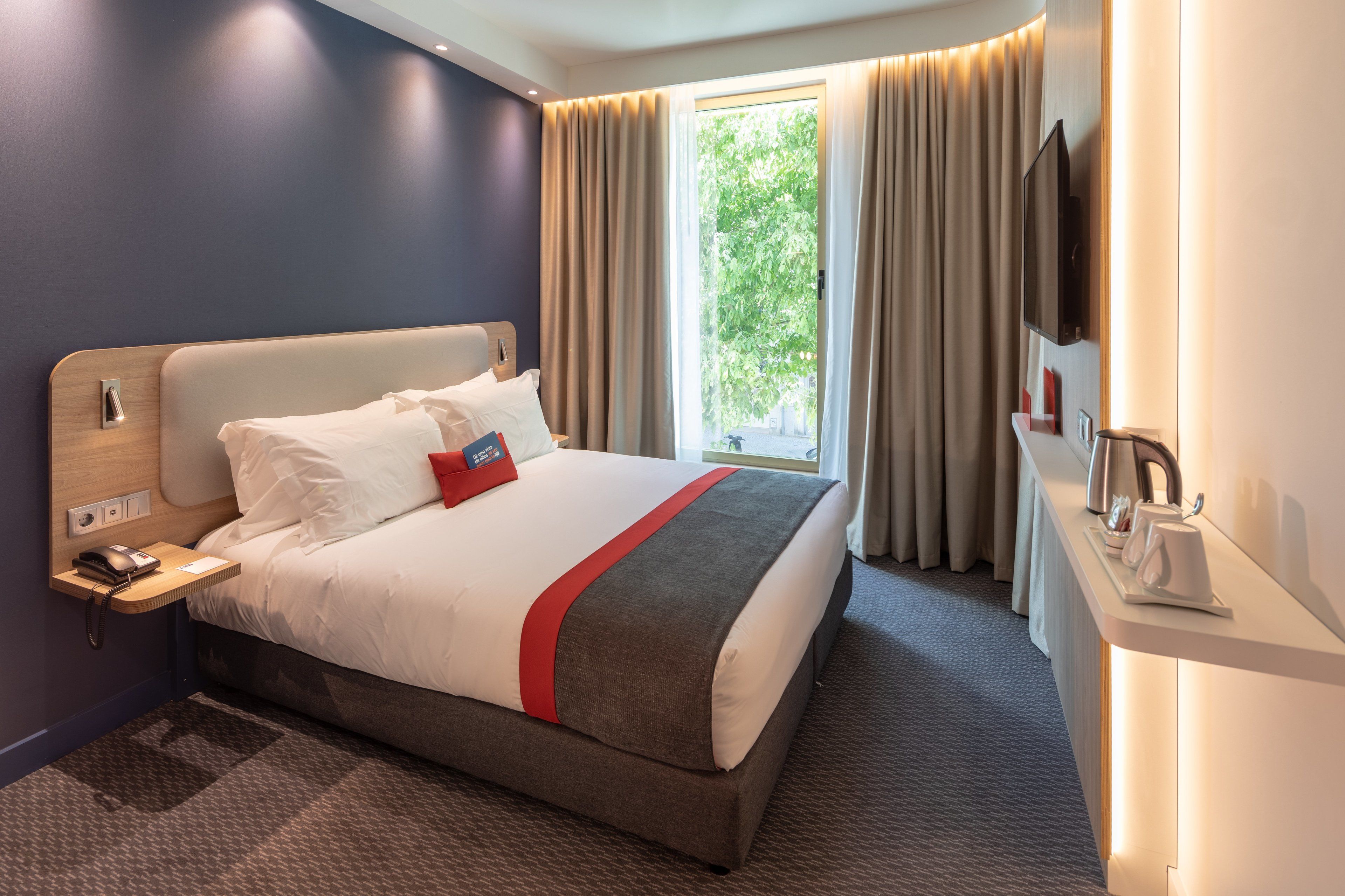 Holiday Inn Express Lisbon - Plaza Saldanha Holiday Inn Express Lisbon - Plaza Saldanha