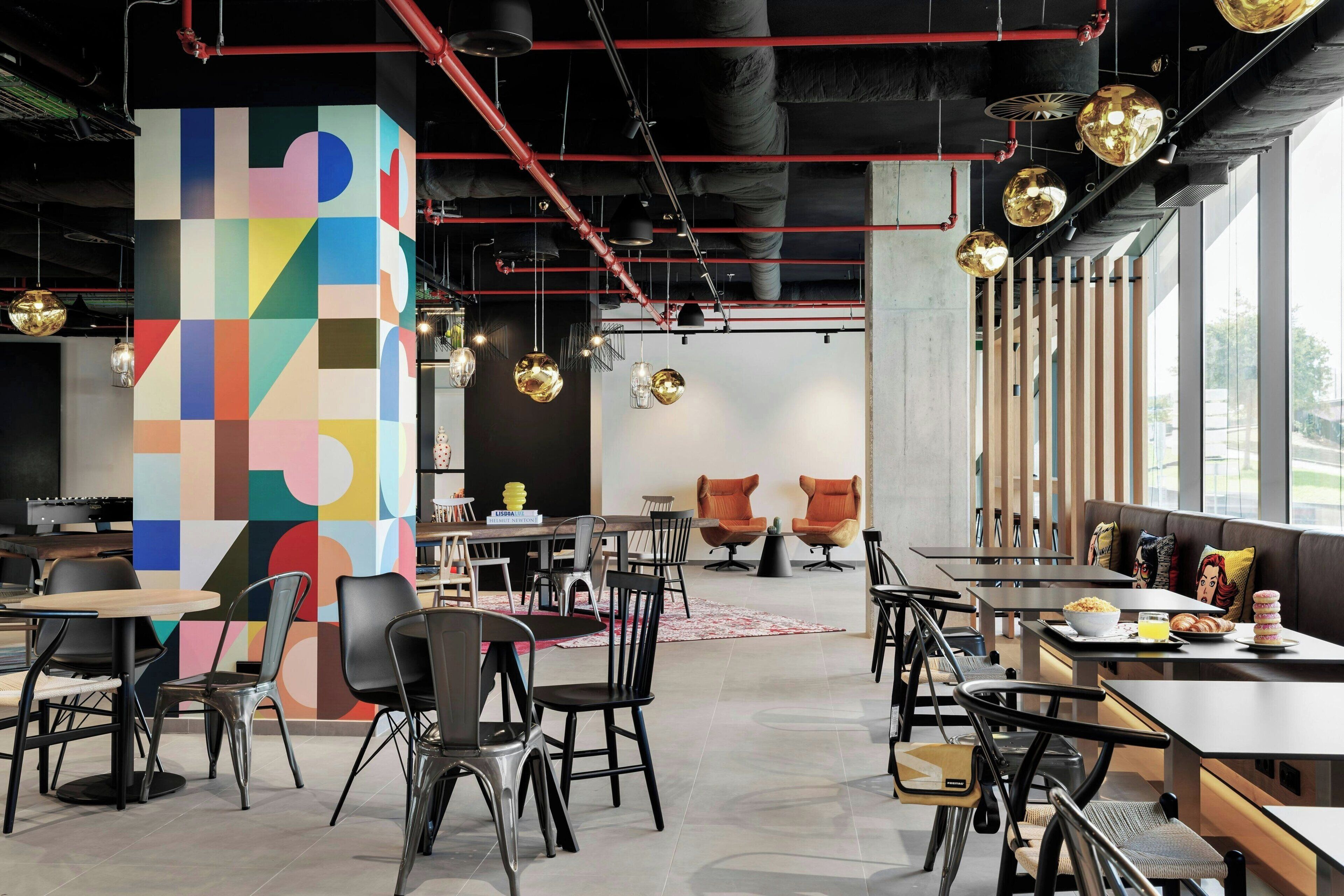 Moxy Alfragide Lisboa