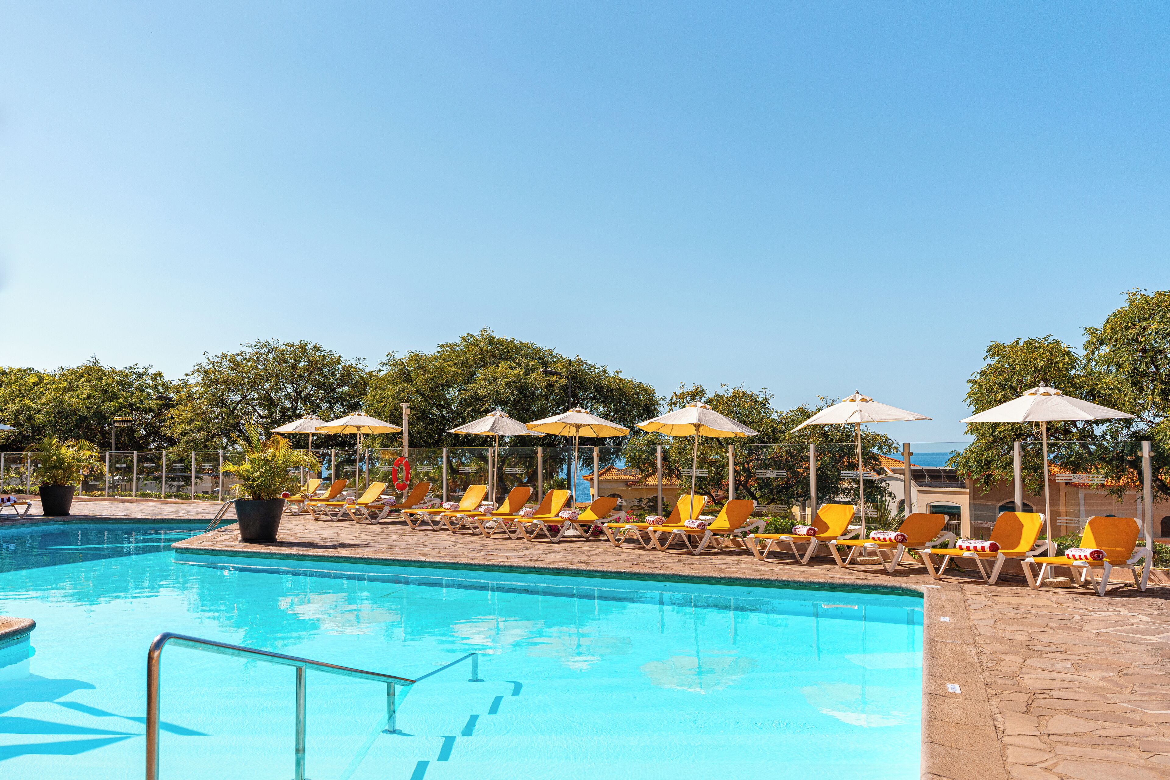 Muthu Raga Madeira Hotel