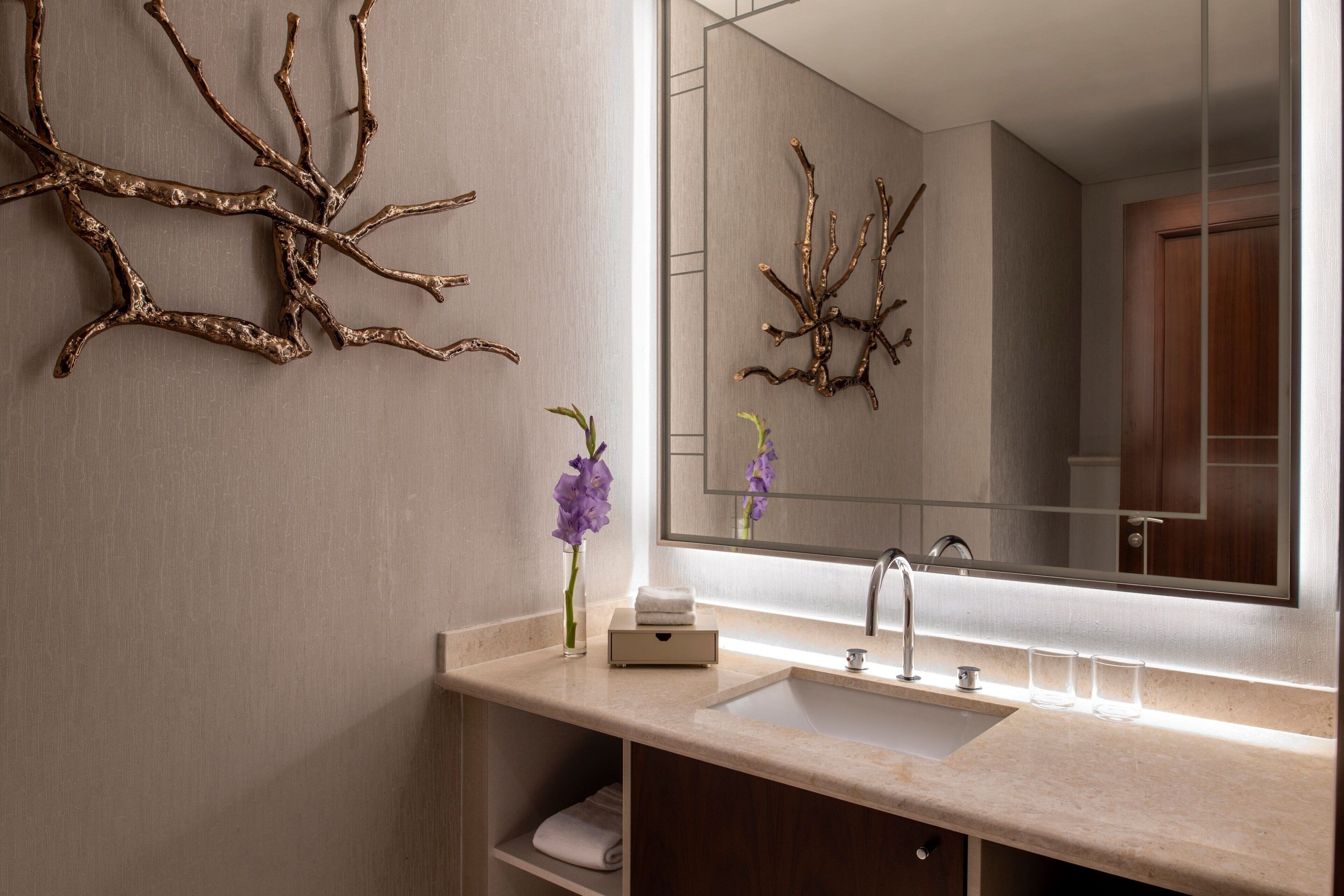 The St. Regis Marsa Arabia Island, The Pearl Qatar