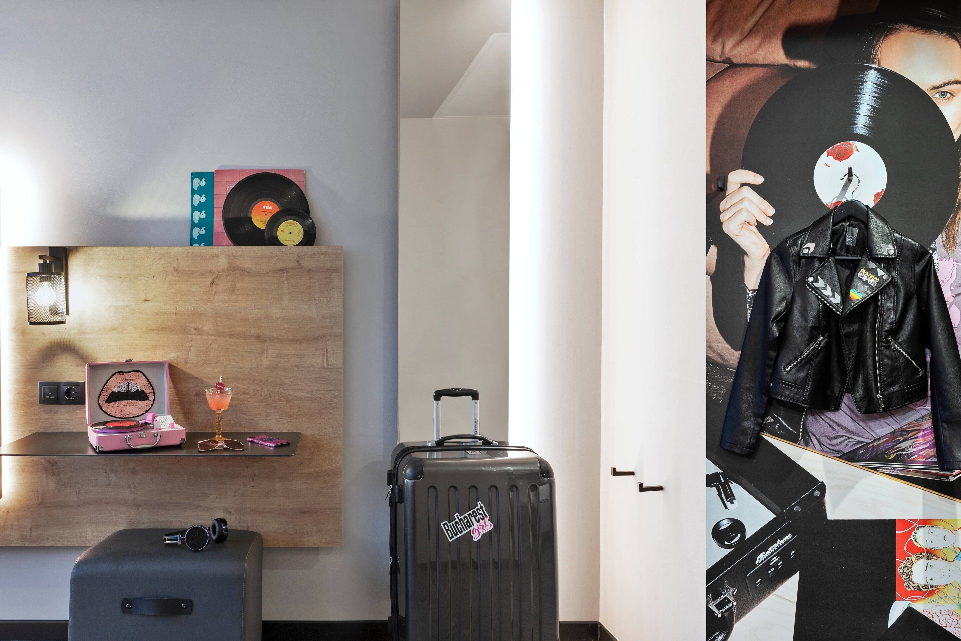 Moxy Bucharest Old Town Moxy Bucharest Old Town