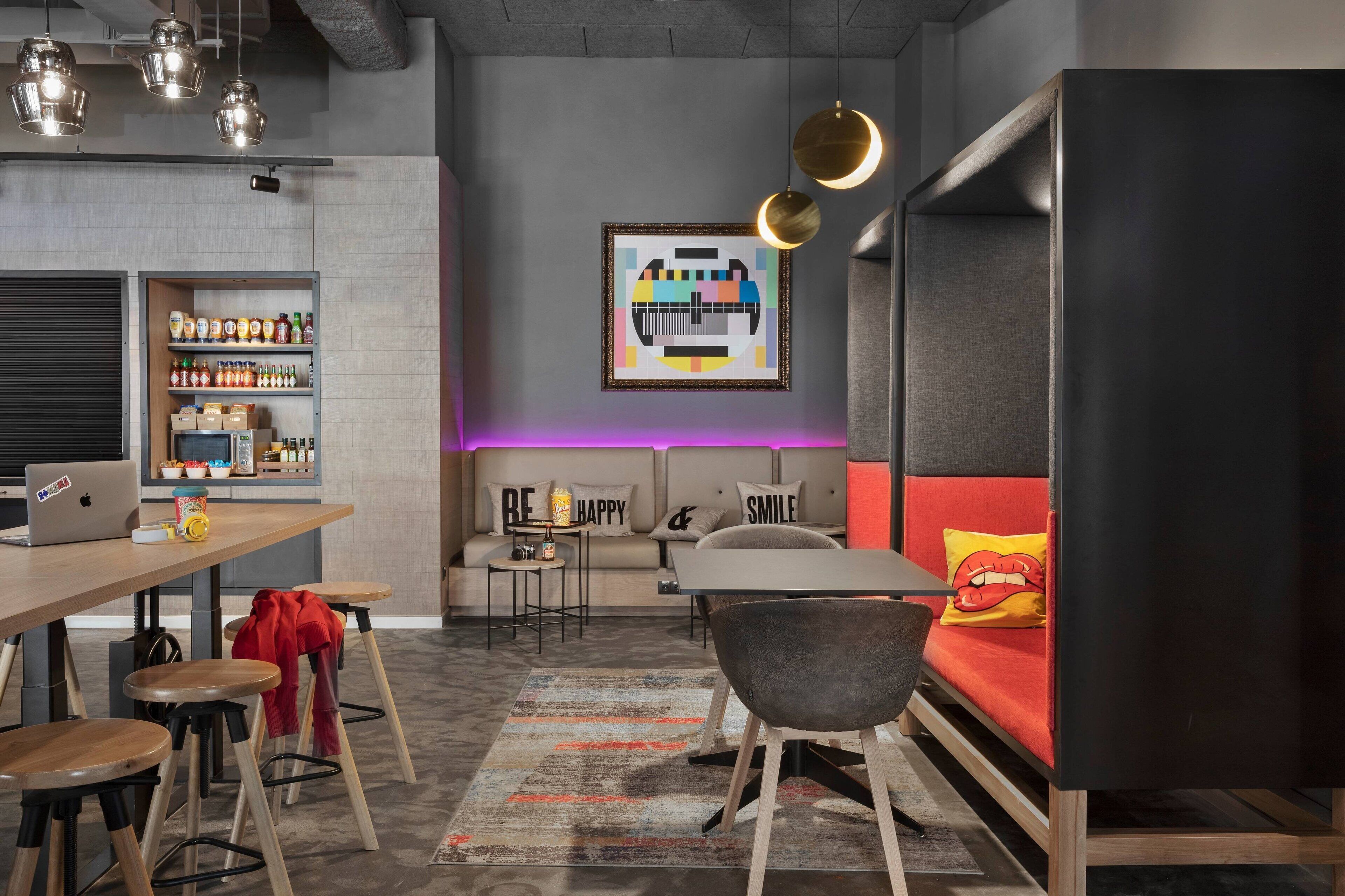 Moxy Bucharest Old Town Moxy Bucharest Old Town