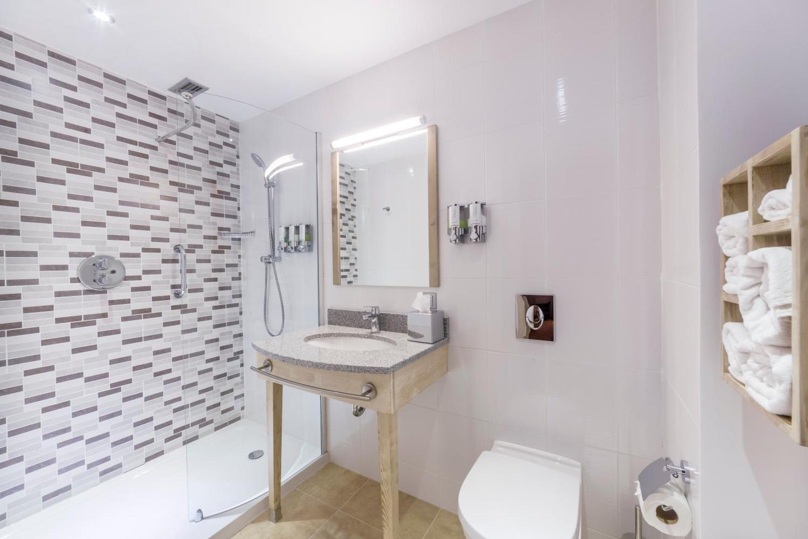 Hampton by Hilton Iasi Hampton by Hilton Iasi