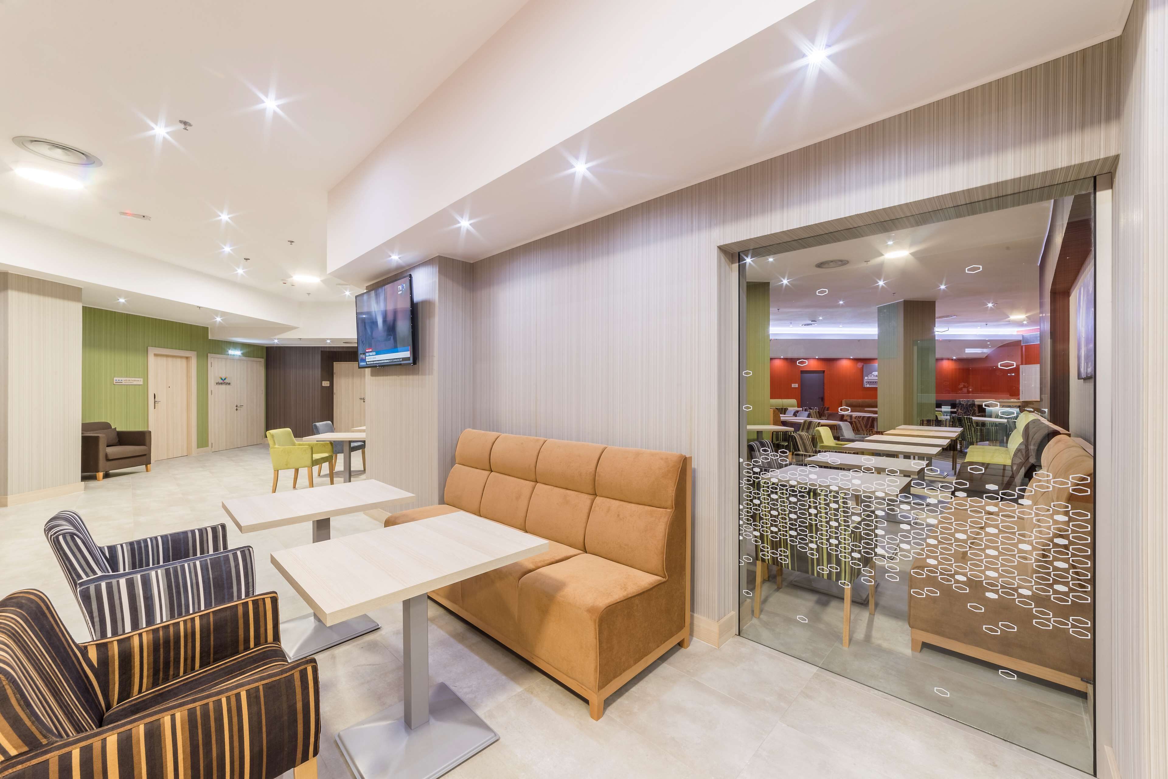 Hampton by Hilton Iasi Hampton by Hilton Iasi