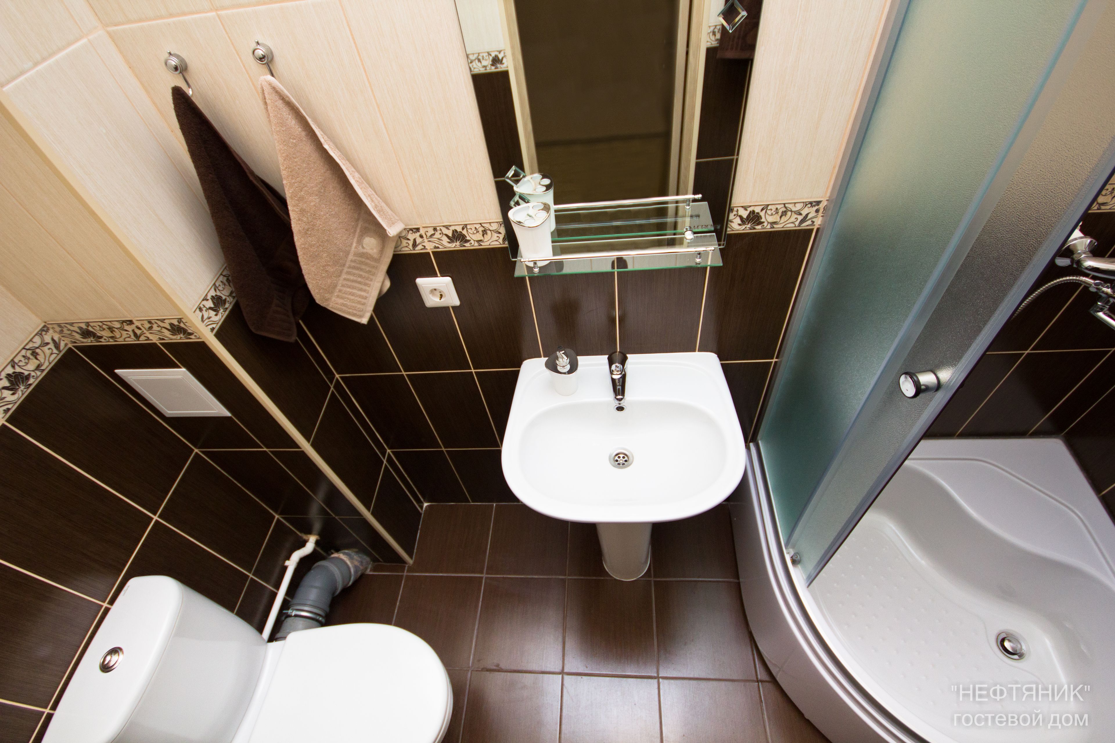 Guest Complex Neftyanik