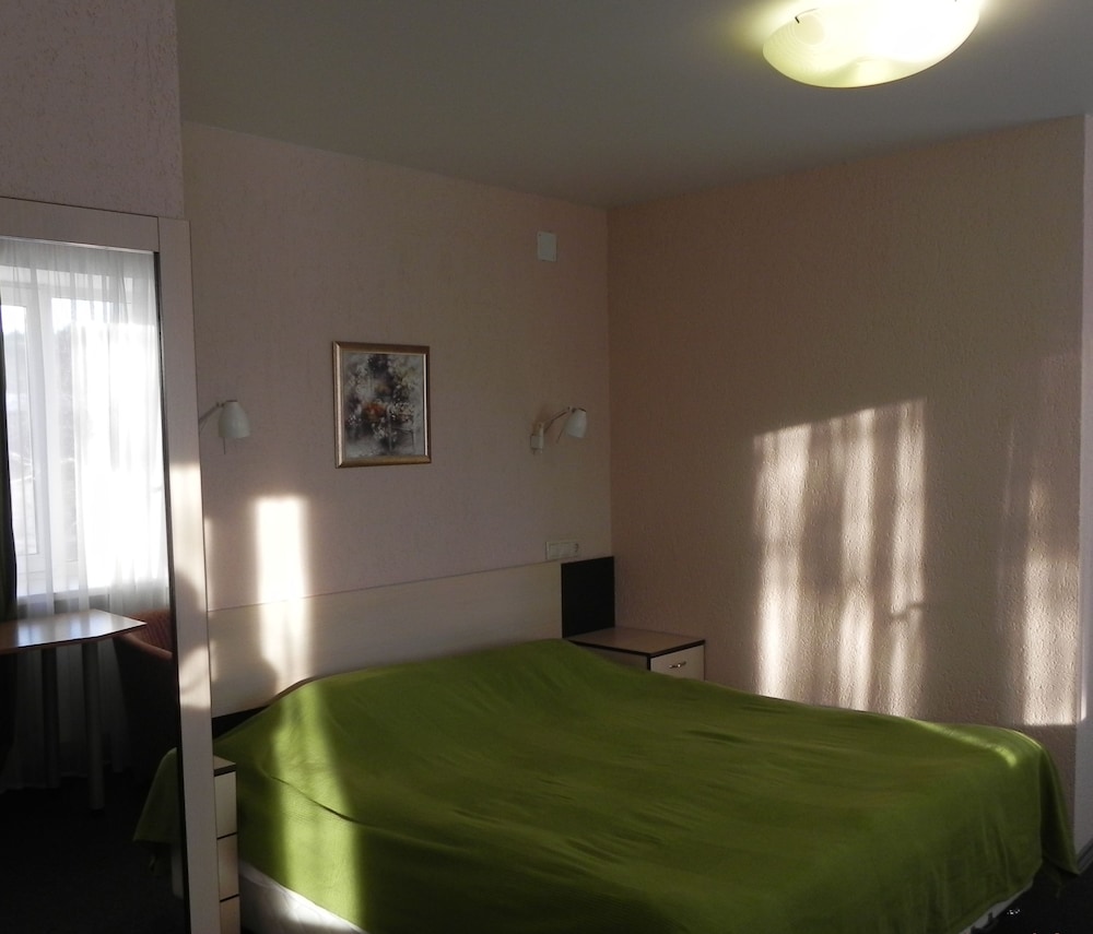 Izumrud Hotel Izumrud Hotel