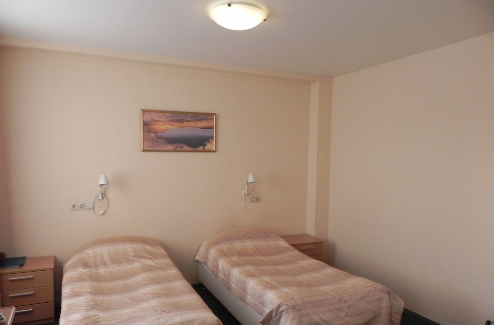 Izumrud Hotel Izumrud Hotel