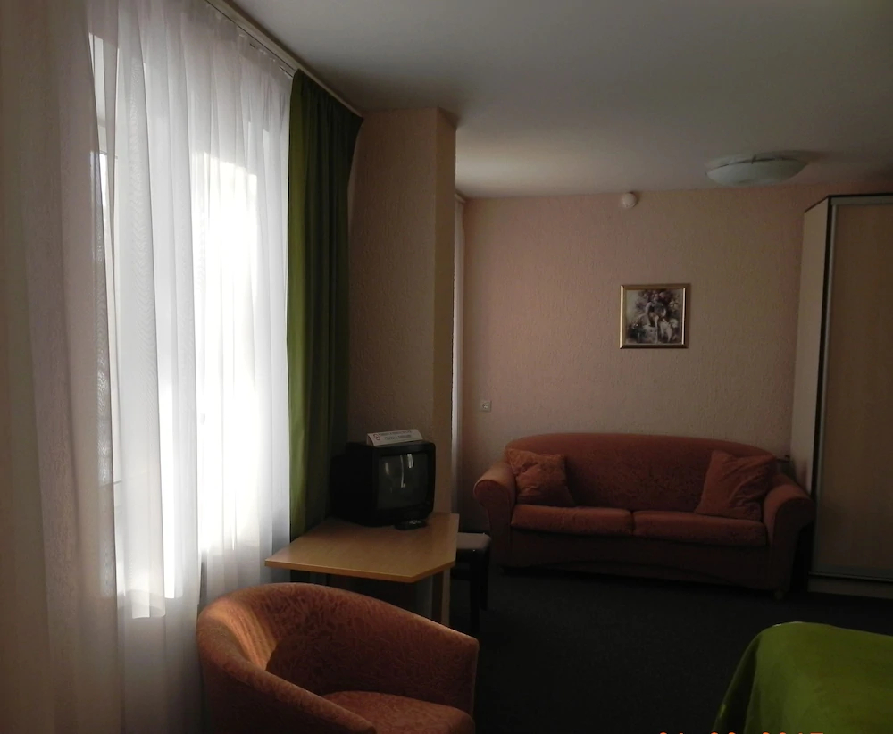 Izumrud Hotel Izumrud Hotel