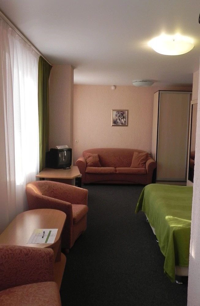 Izumrud Hotel Izumrud Hotel