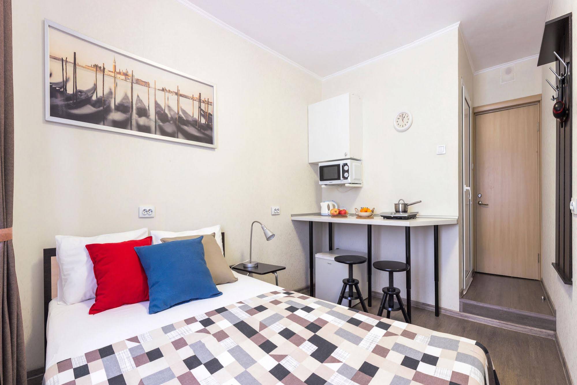 Mini-Hotel Your Studio - 1