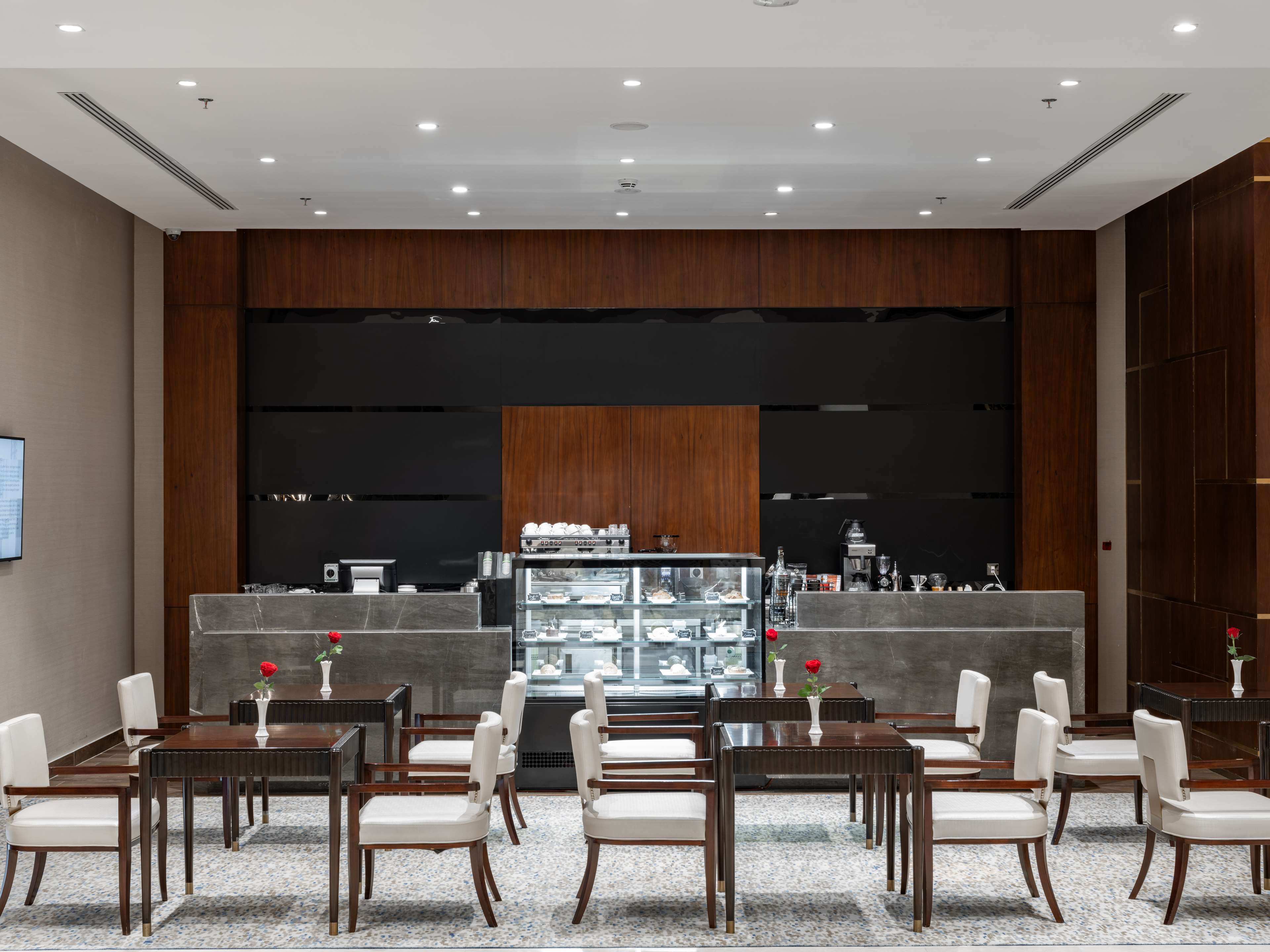 Wirgan Al Noor, Tapestry Collection by Hilton