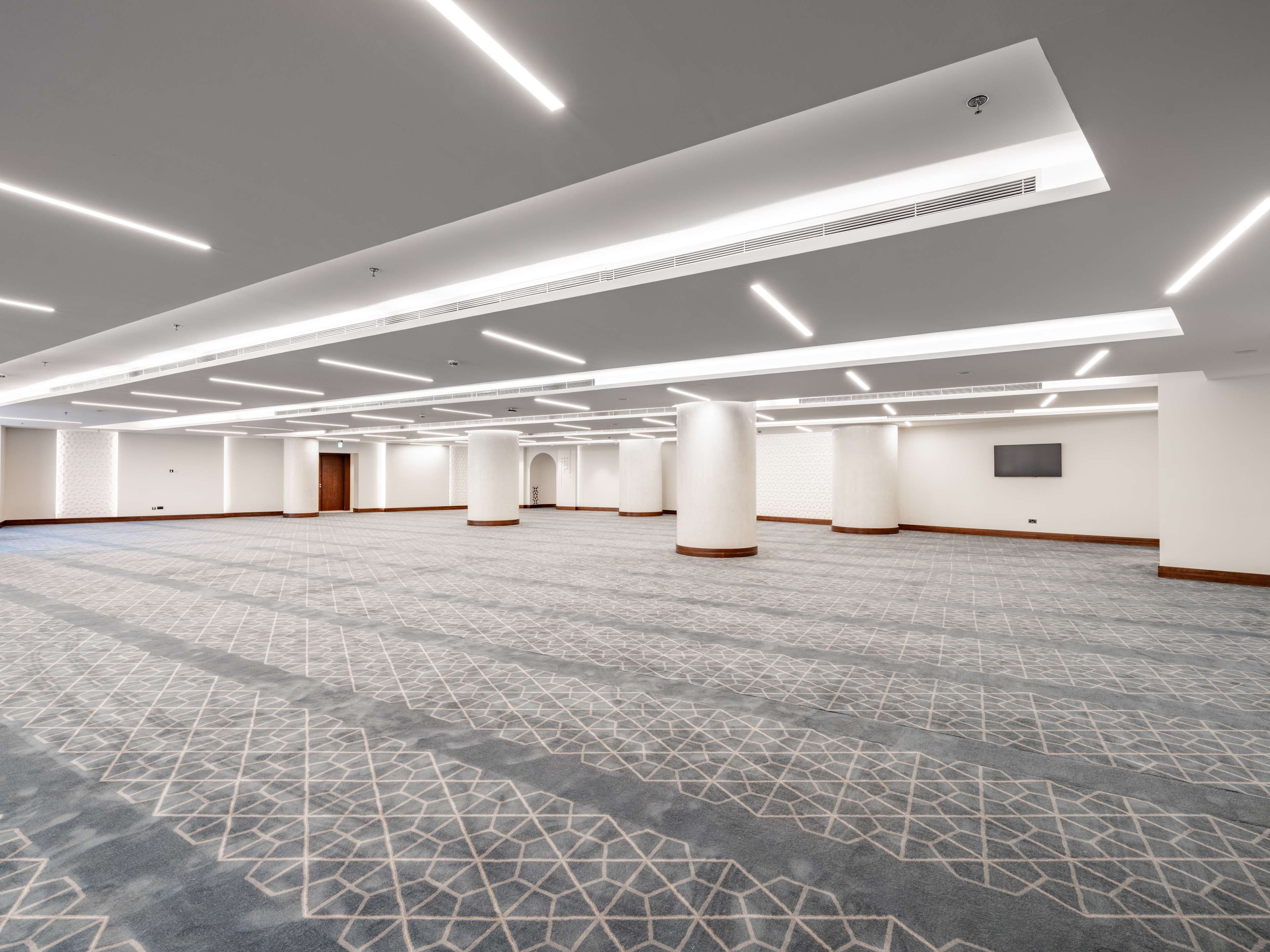 Wirgan Al Noor, Tapestry Collection by Hilton