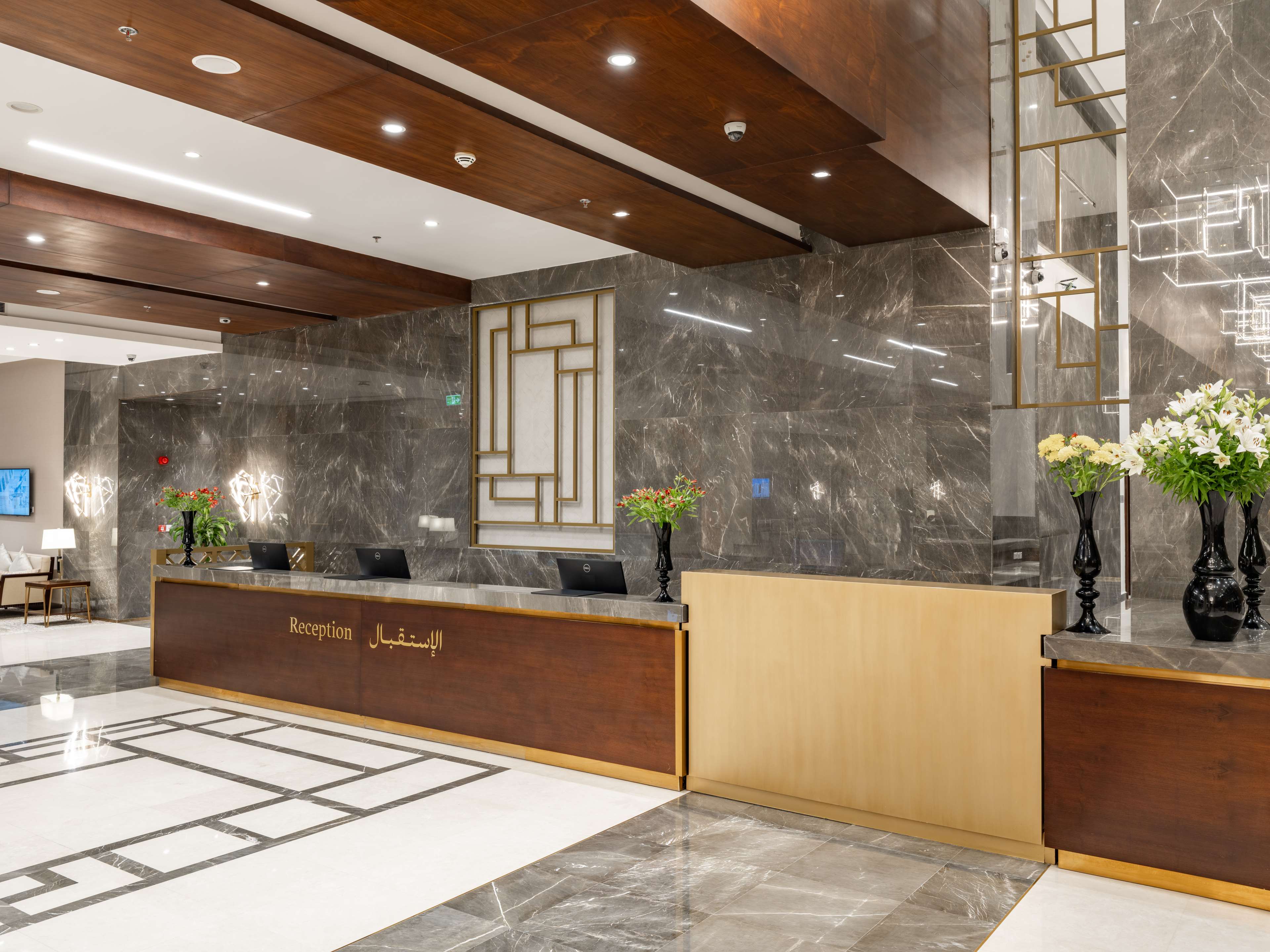 Wirgan Al Noor, Tapestry Collection by Hilton