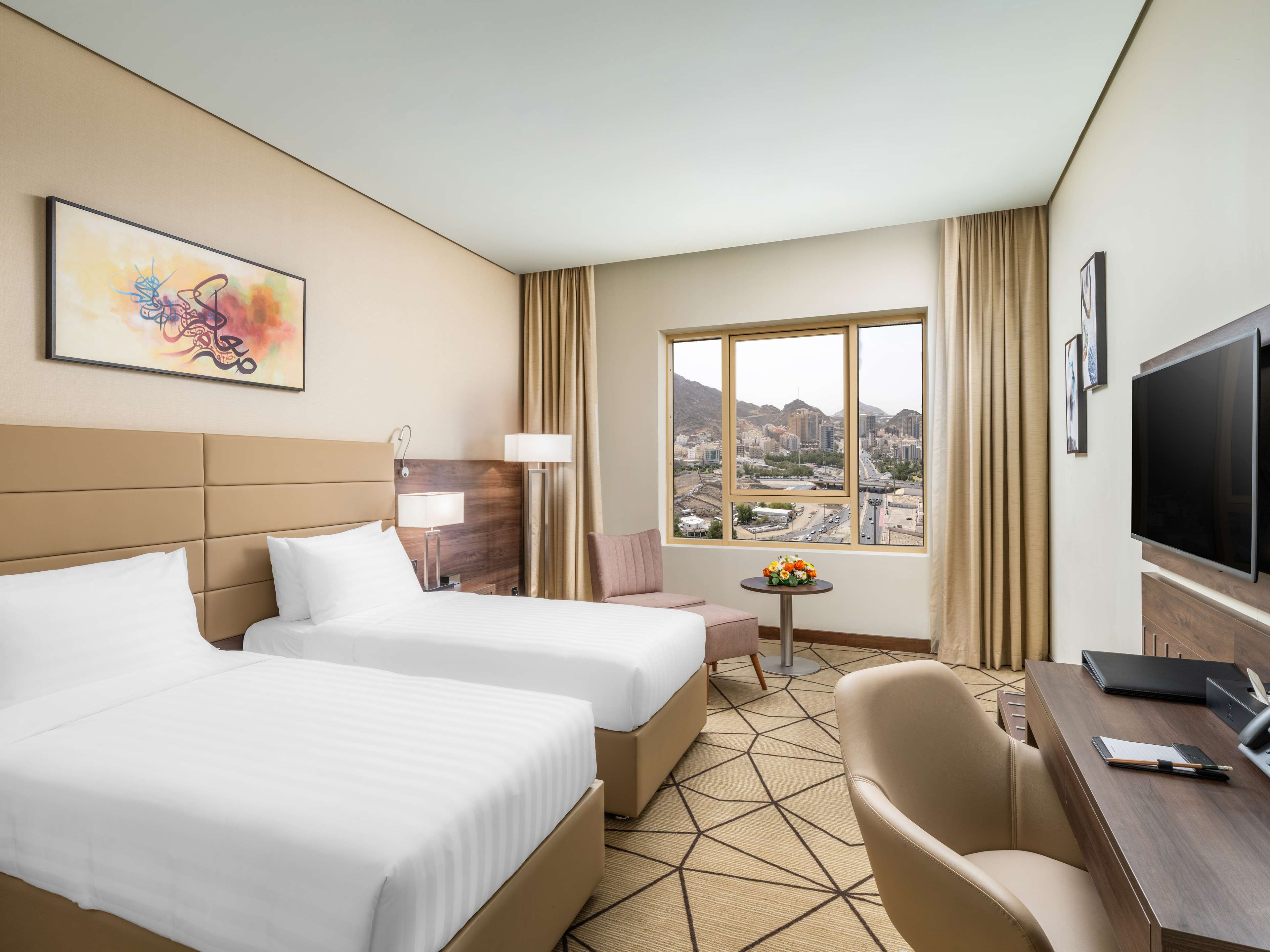 Wirgan Al Noor, Tapestry Collection by Hilton