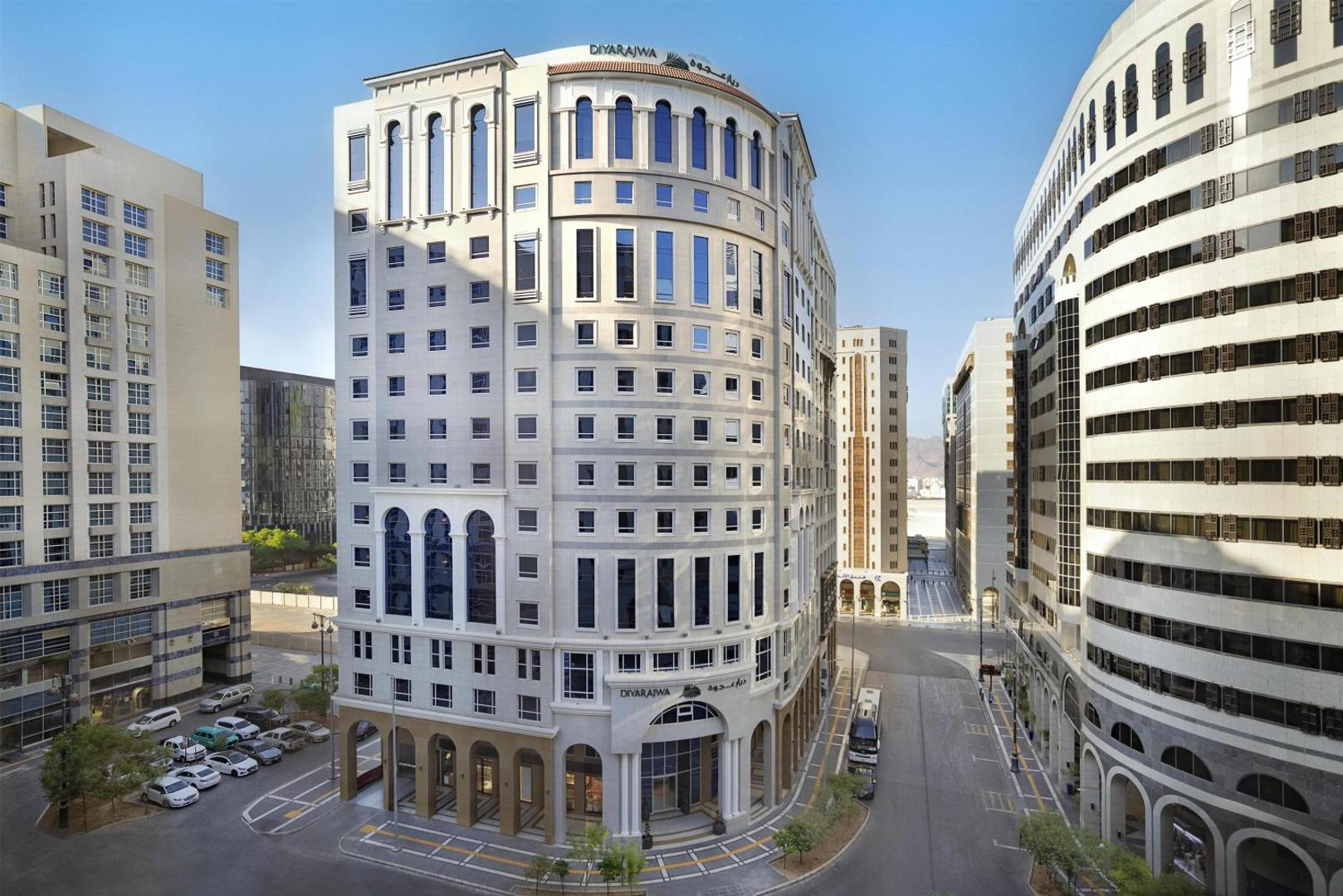 Diyar Ajwa, Tapestry Collection by Hilton