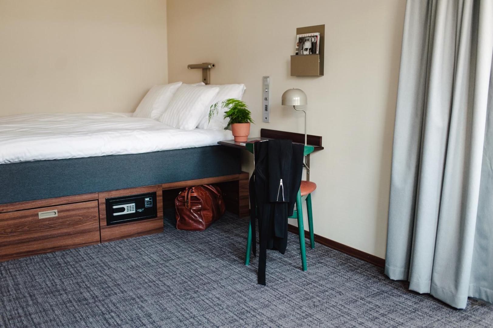 Best Western and Hotel