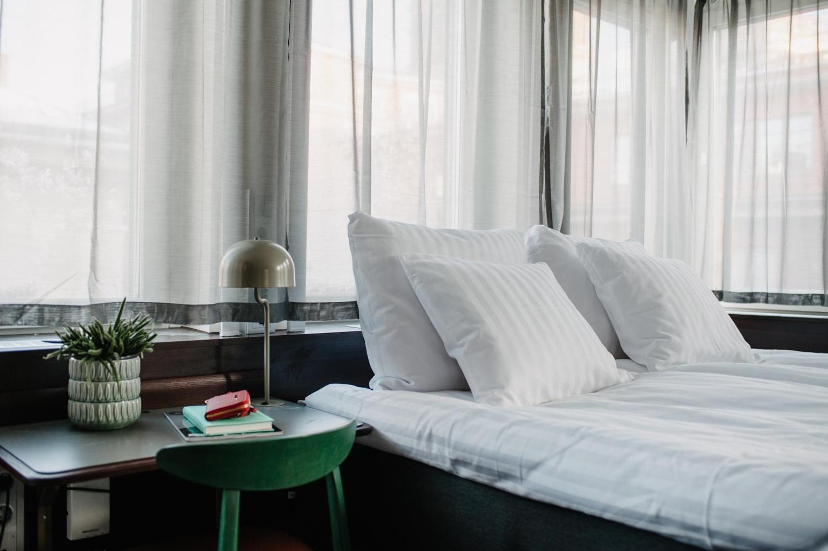 Best Western and Hotel