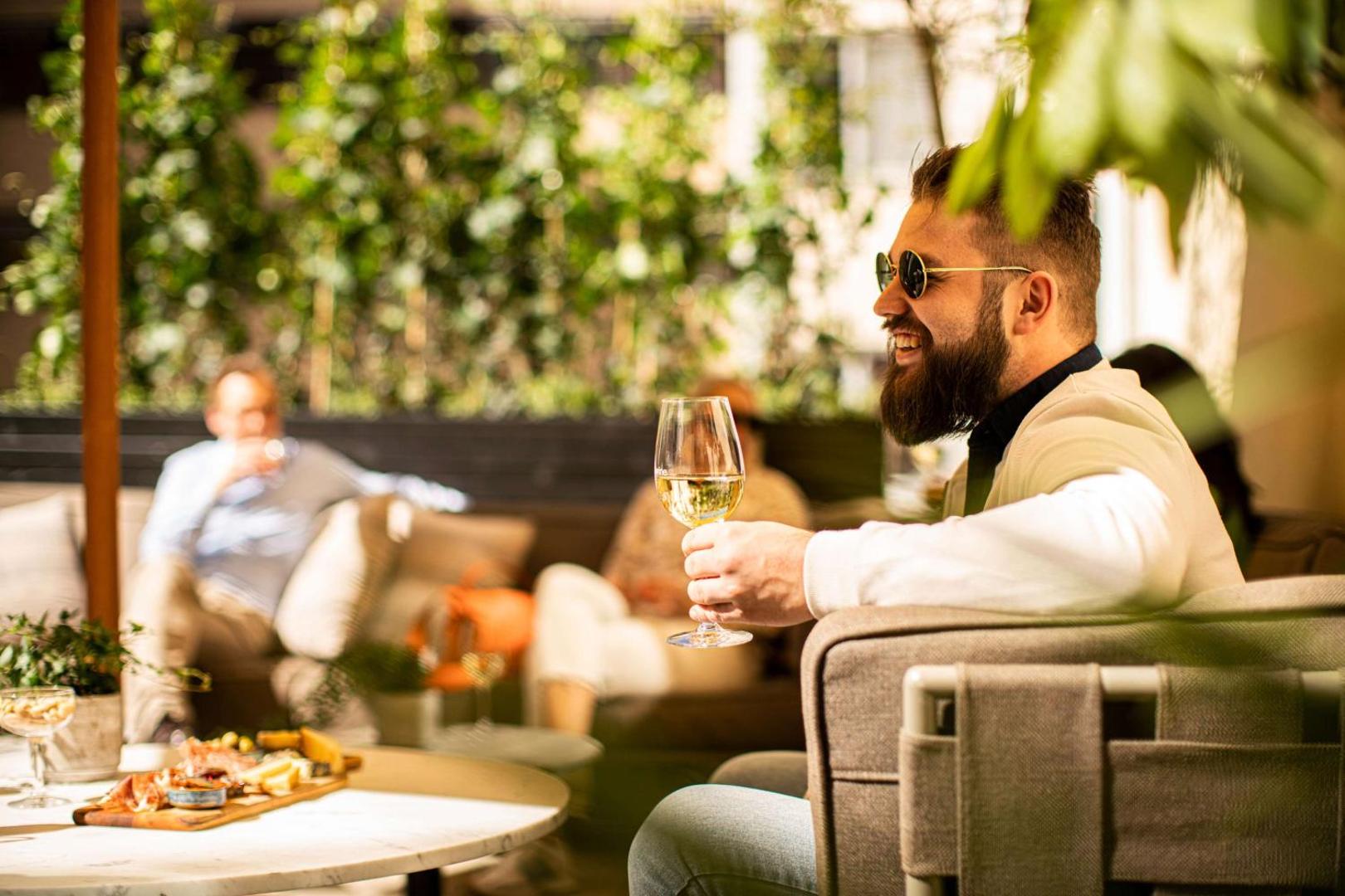 Best Western and Hotel