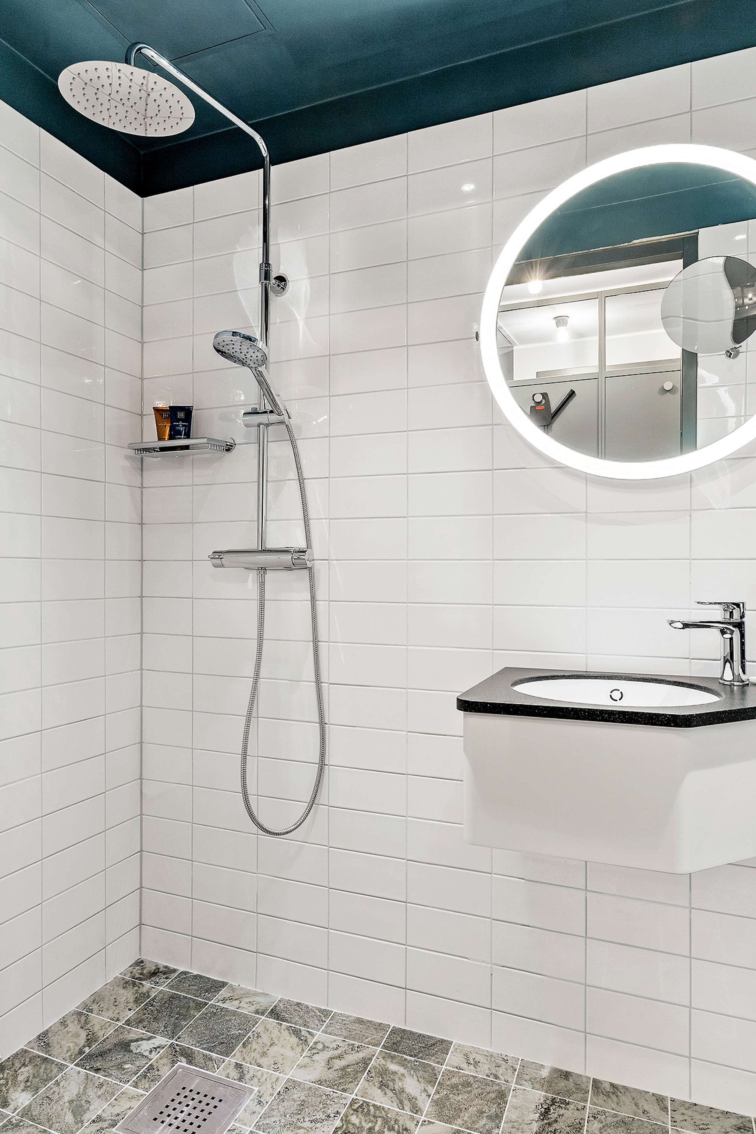 Best Western Hotel at 108