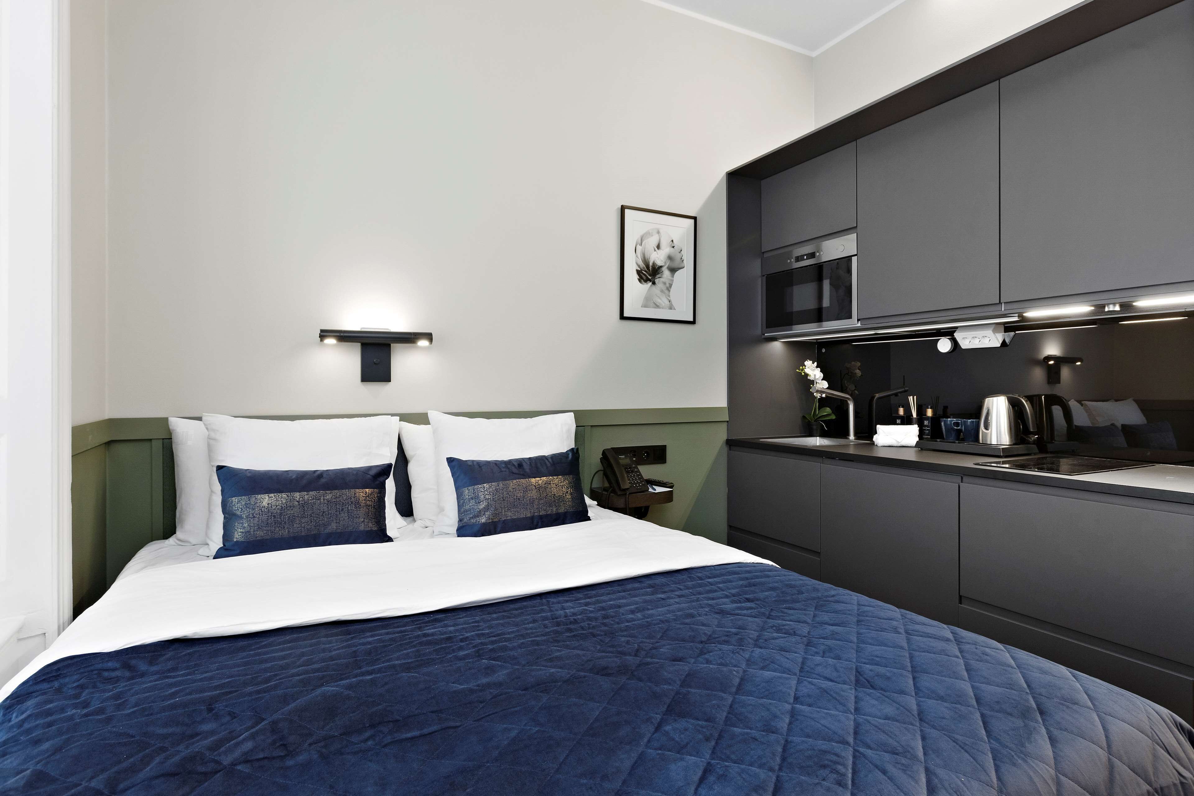 Best Western Hotel at 108