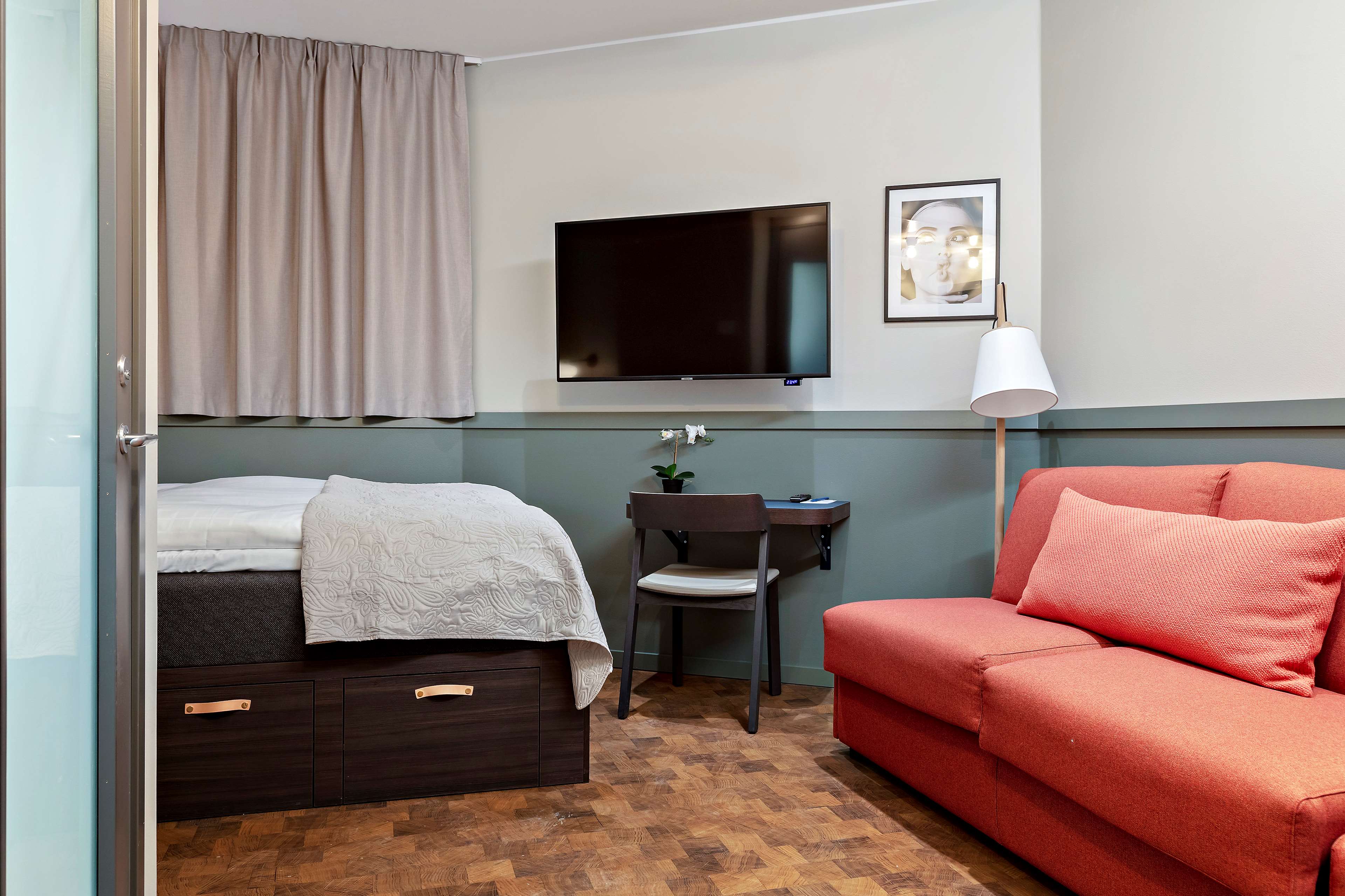 Best Western Hotel at 108