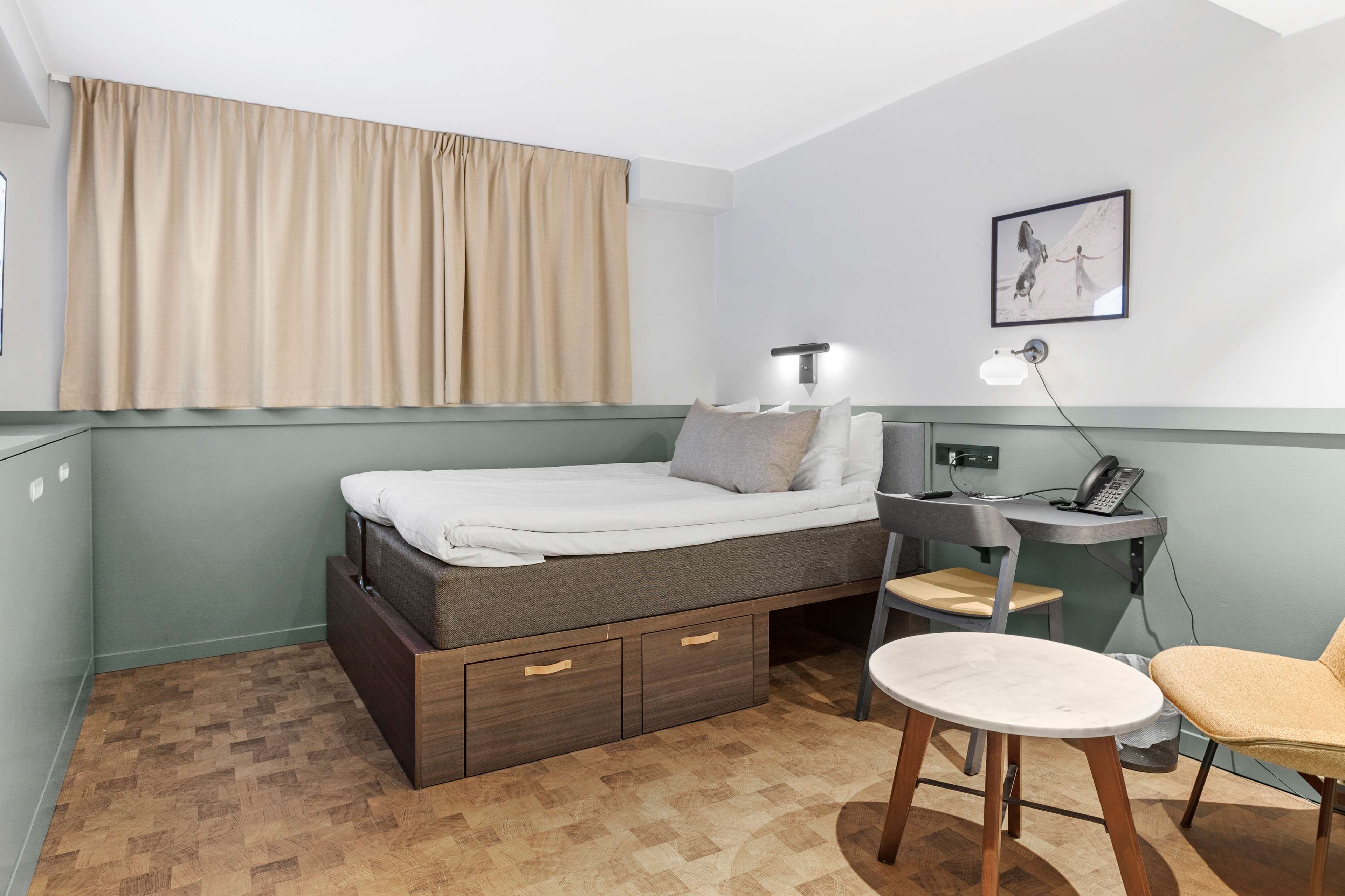 Best Western Hotel at 108