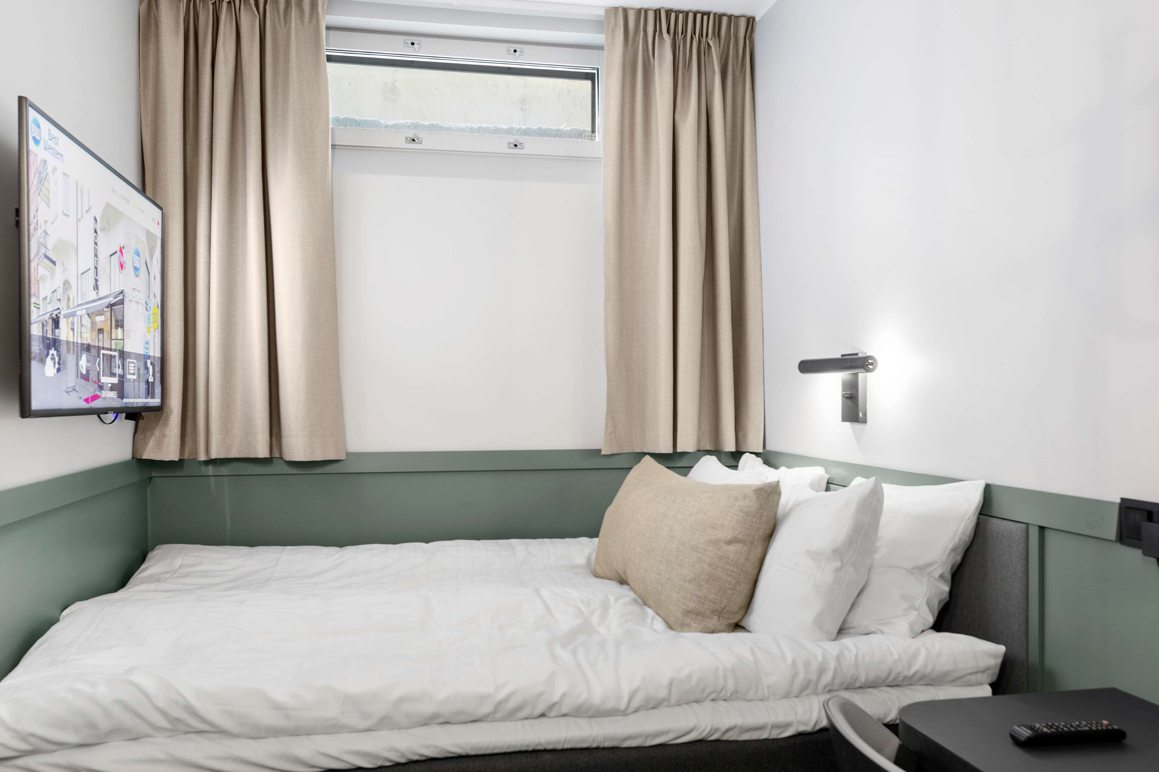 Best Western Hotel at 108