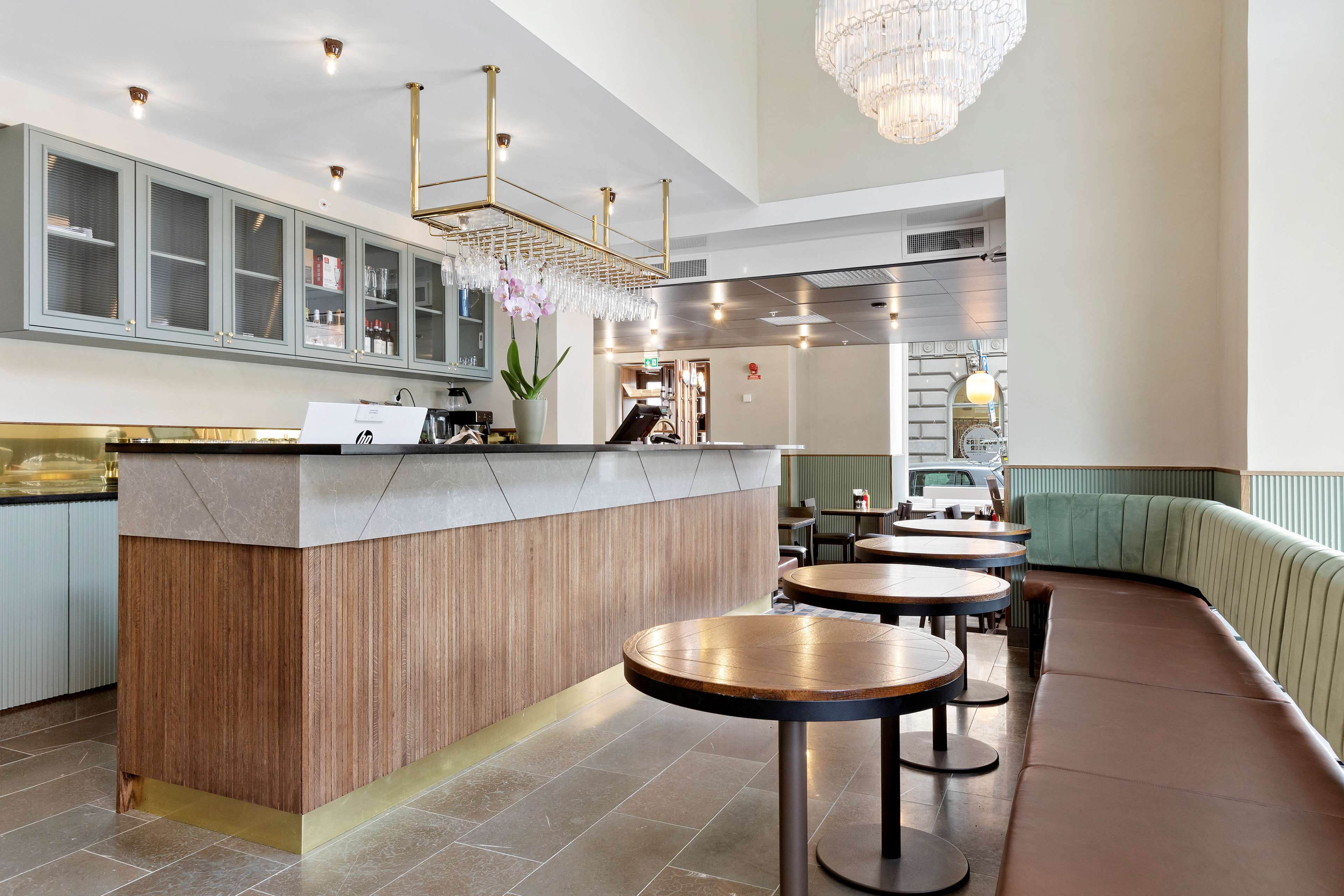 Best Western Hotel at 108