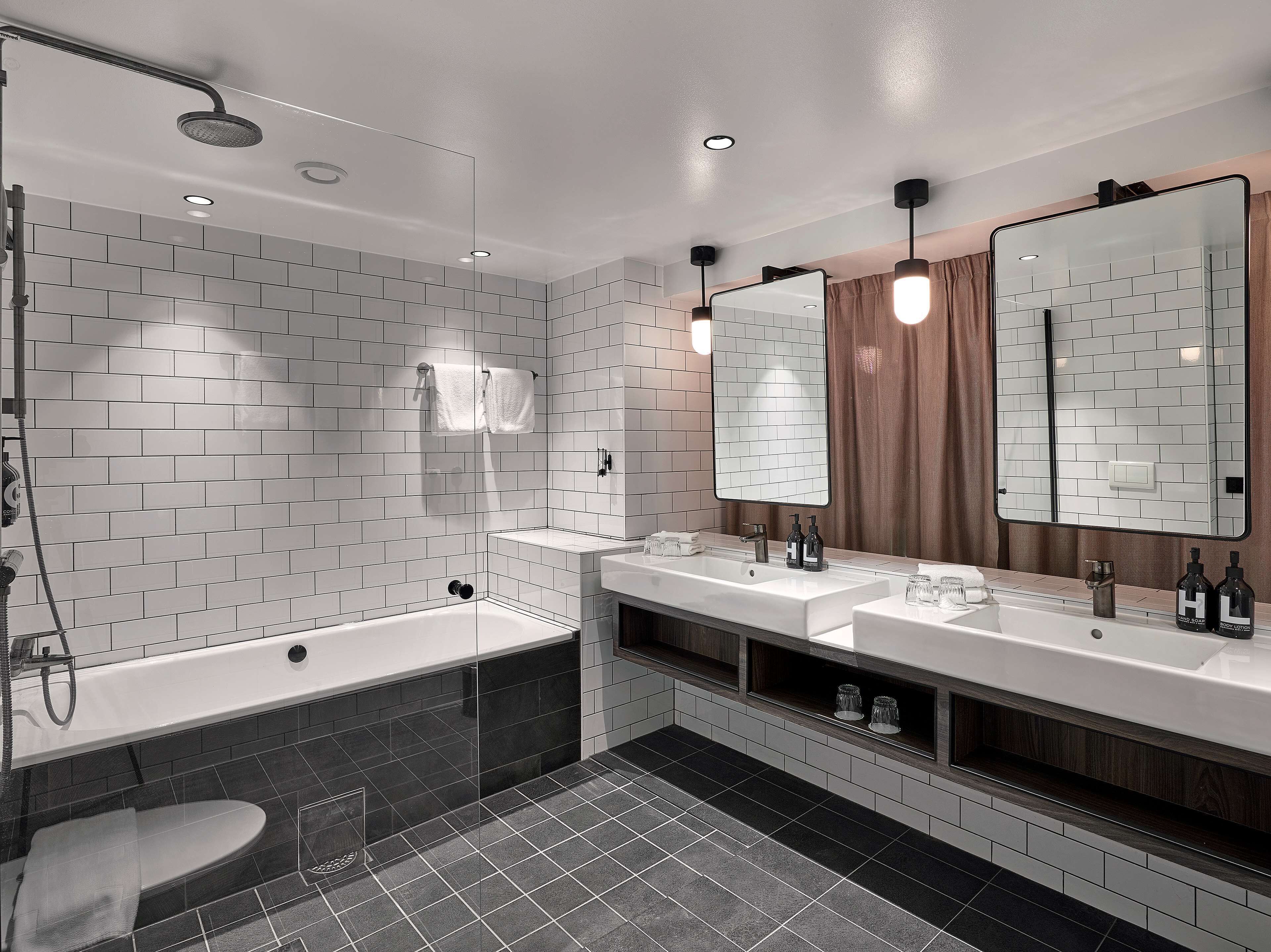 Downtown Camper by Scandic