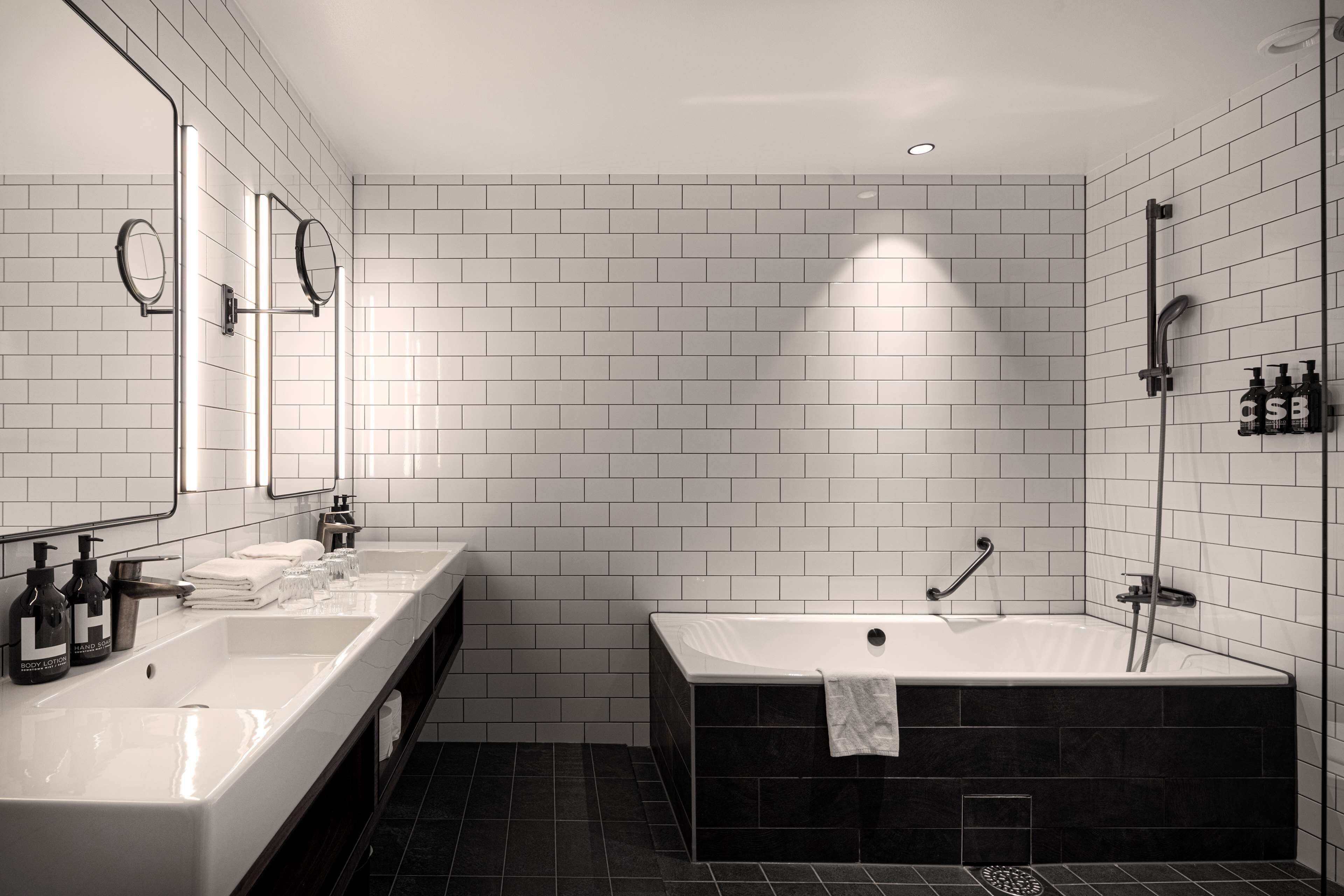 Downtown Camper by Scandic