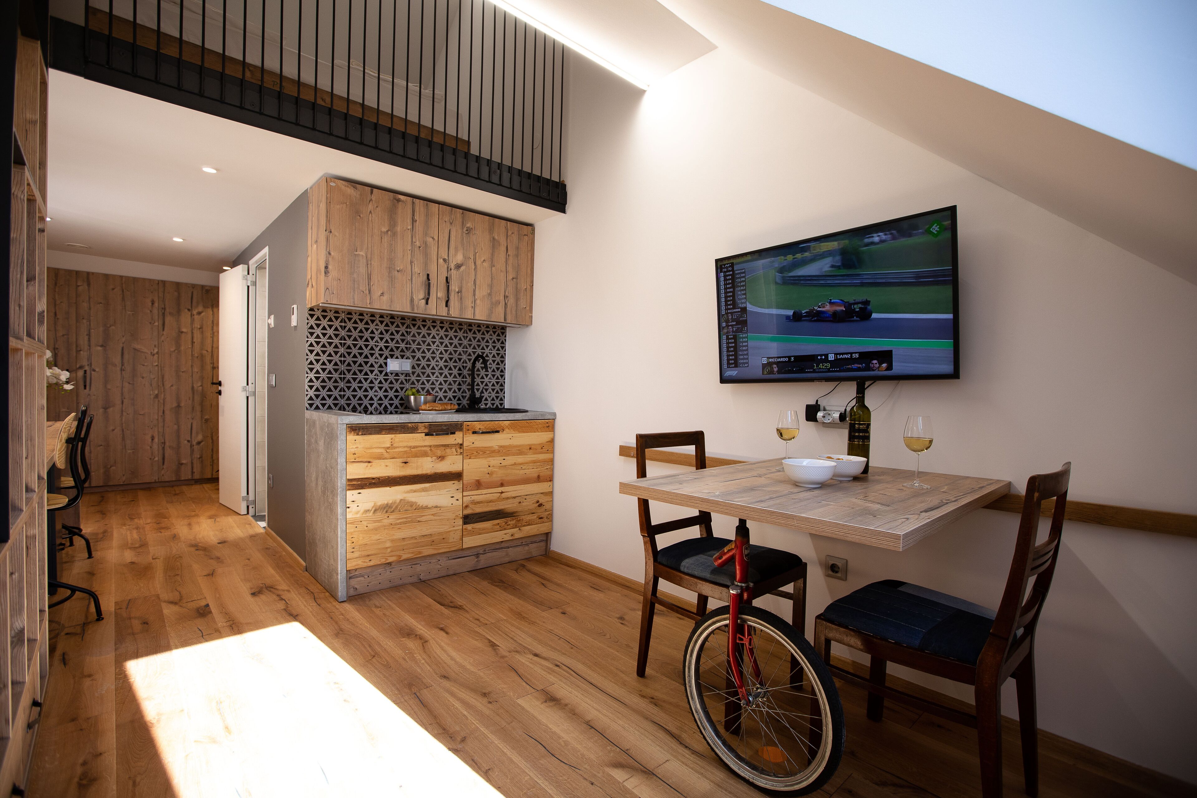 BeCycle Sustainable Stay and Travel BeCycle Sustainable Stay and Travel